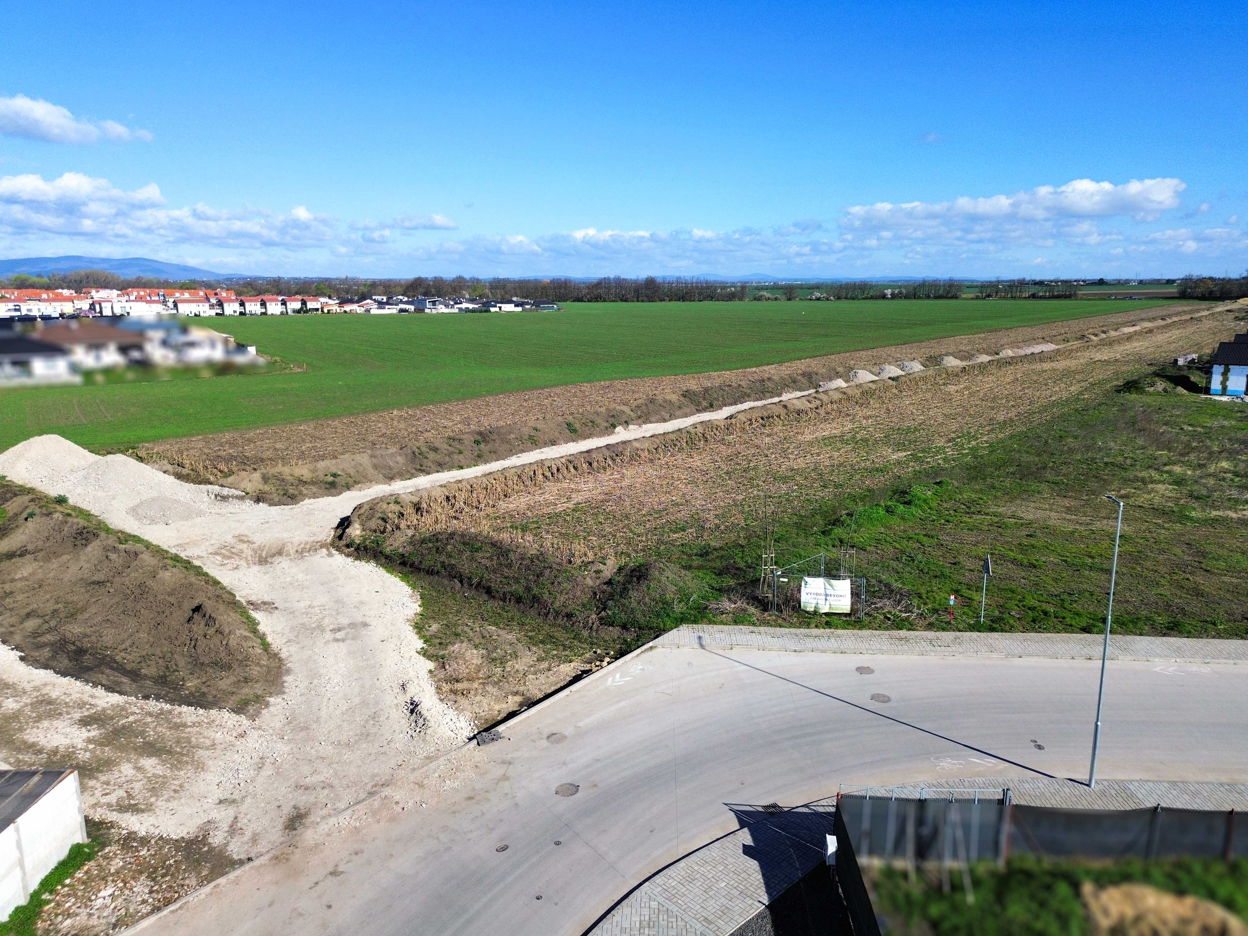 NA PREDAJ! Stavebné pozemky v obci Biely Kostol