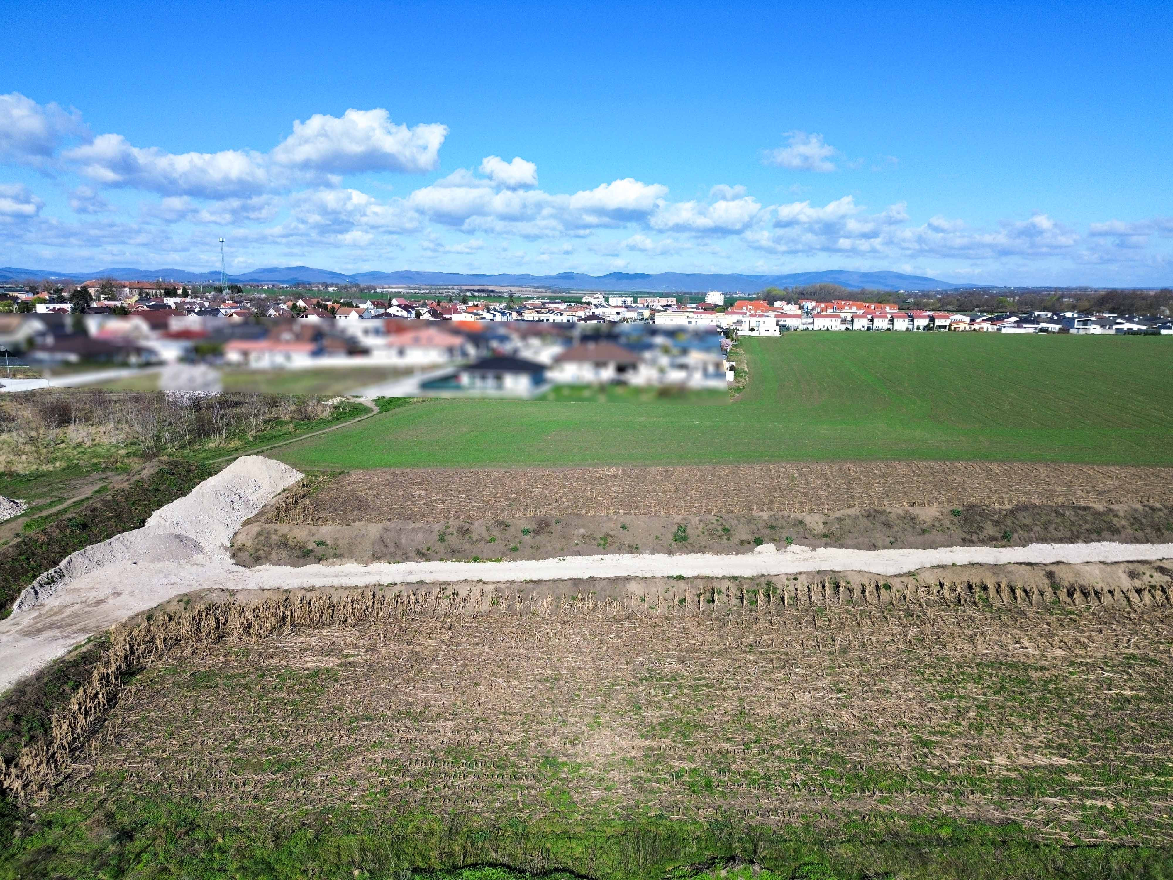 NA PREDAJ! Stavebné pozemky v obci Biely Kostol