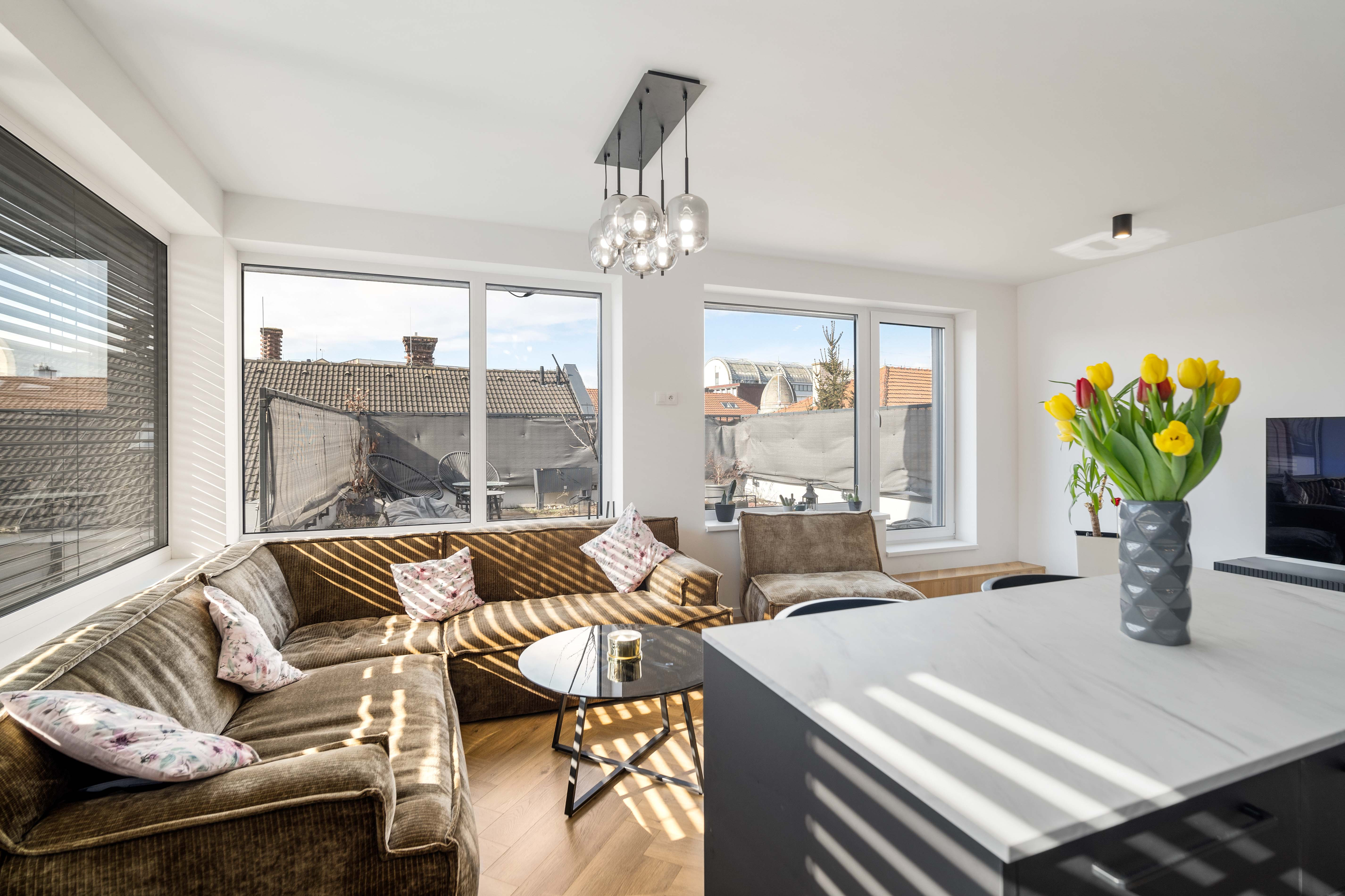 Luxusný veľkometrážny 2-izbový byt v tesnej blízkosti centra mesta a stanice v projekte Ambris!