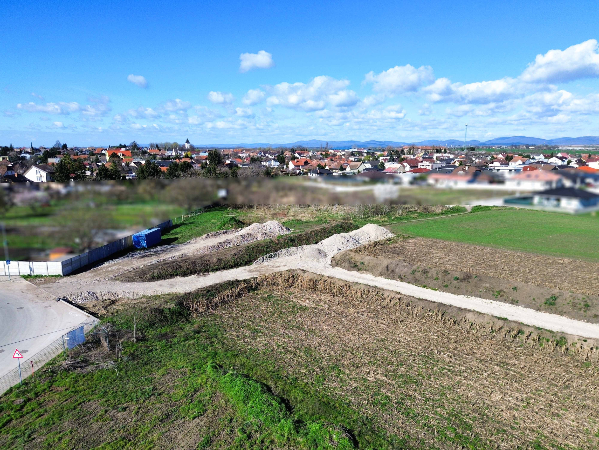 NA PREDAJ! Stavebné pozemky v obci Biely Kostol