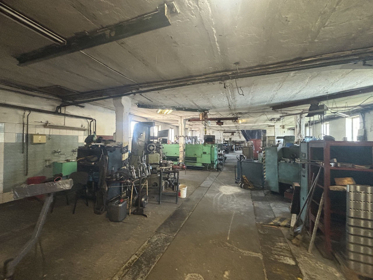 !NA PREDAJ! ZABEHNUTÁ STROJÁRENSKÁ FIRMA SO ZARIADENÍM