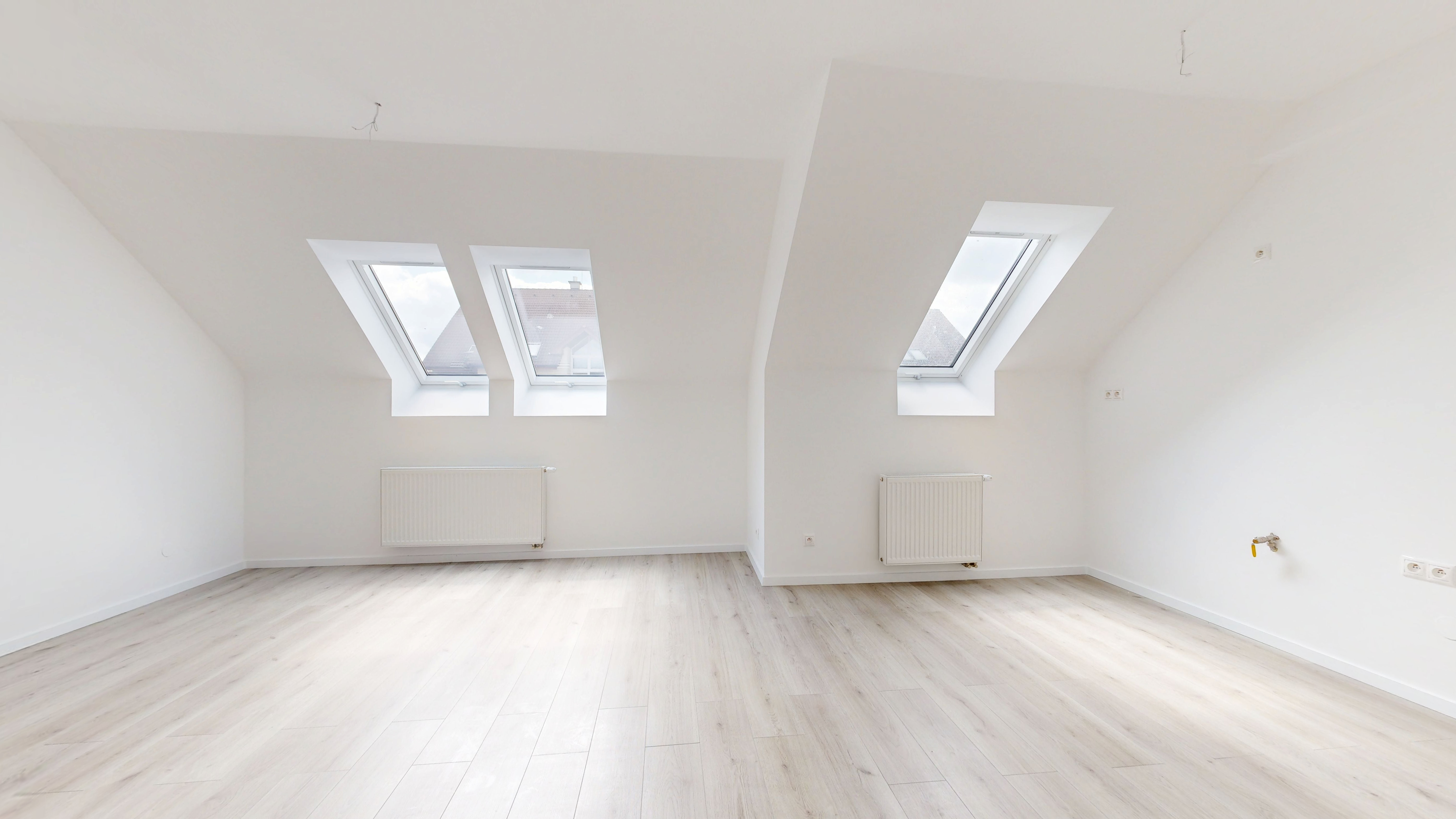 Priestranný 3-izbový byt v projekte Polianky B136