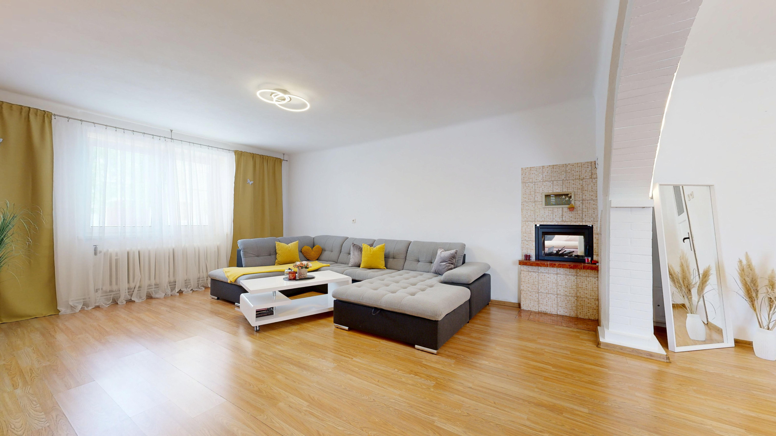 NA PREDAJ!! TEHLOVÝ RODINNÝ DOM V OBCI CÍFER