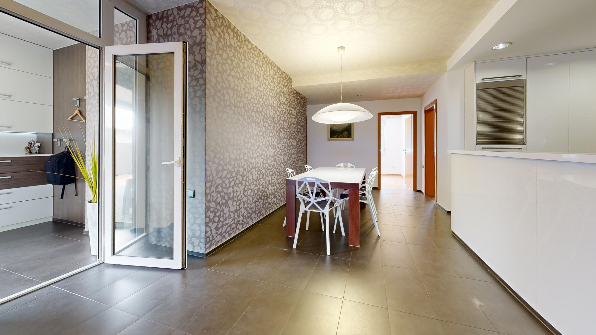 !NA PREDAJ! VEĽKÝ RODINNÝ DOM SENICA