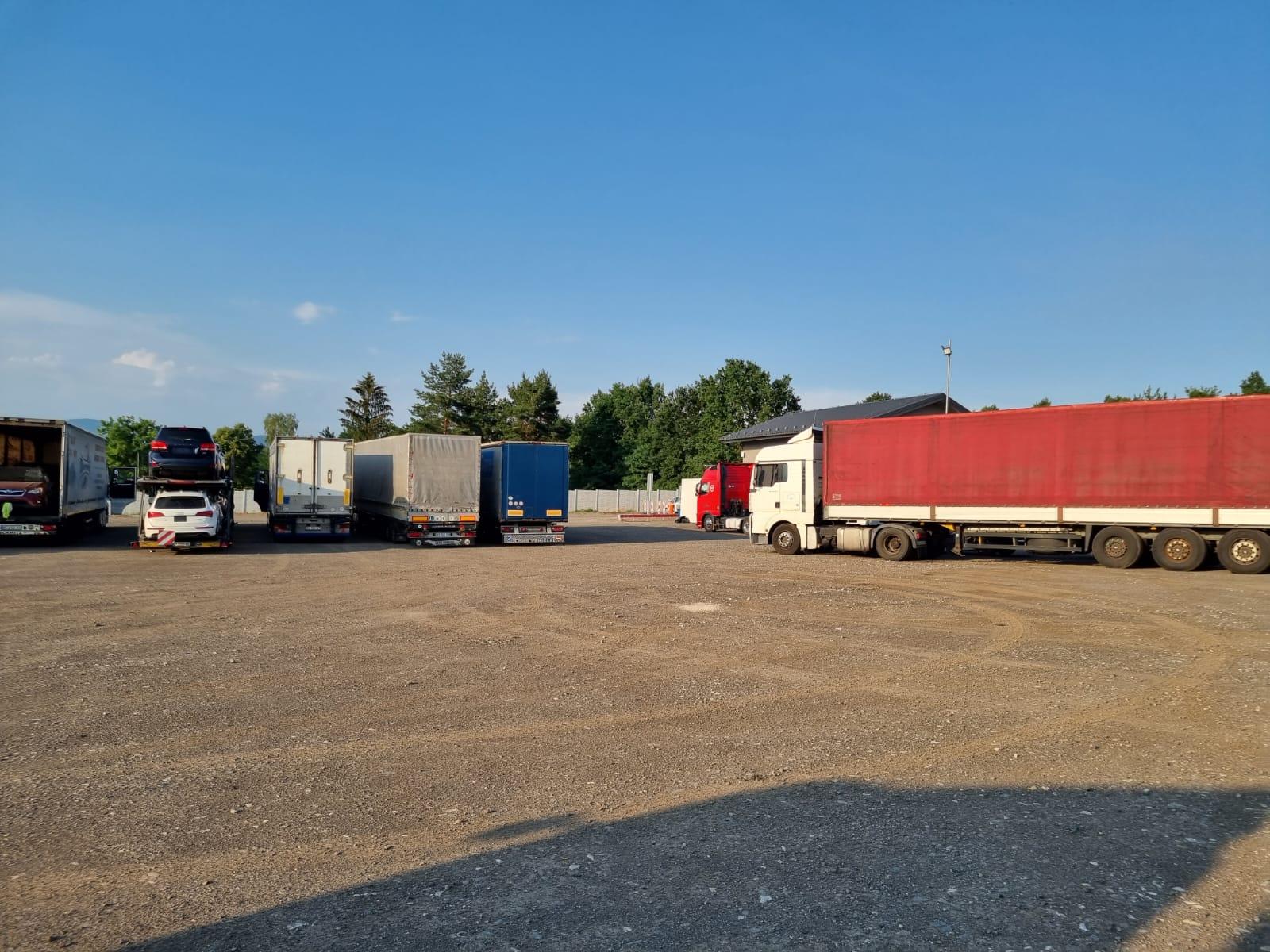 Na predaj funkčný areál pre kamióny vo Vyšnom Nemeckom – výborná poloha pri hranici