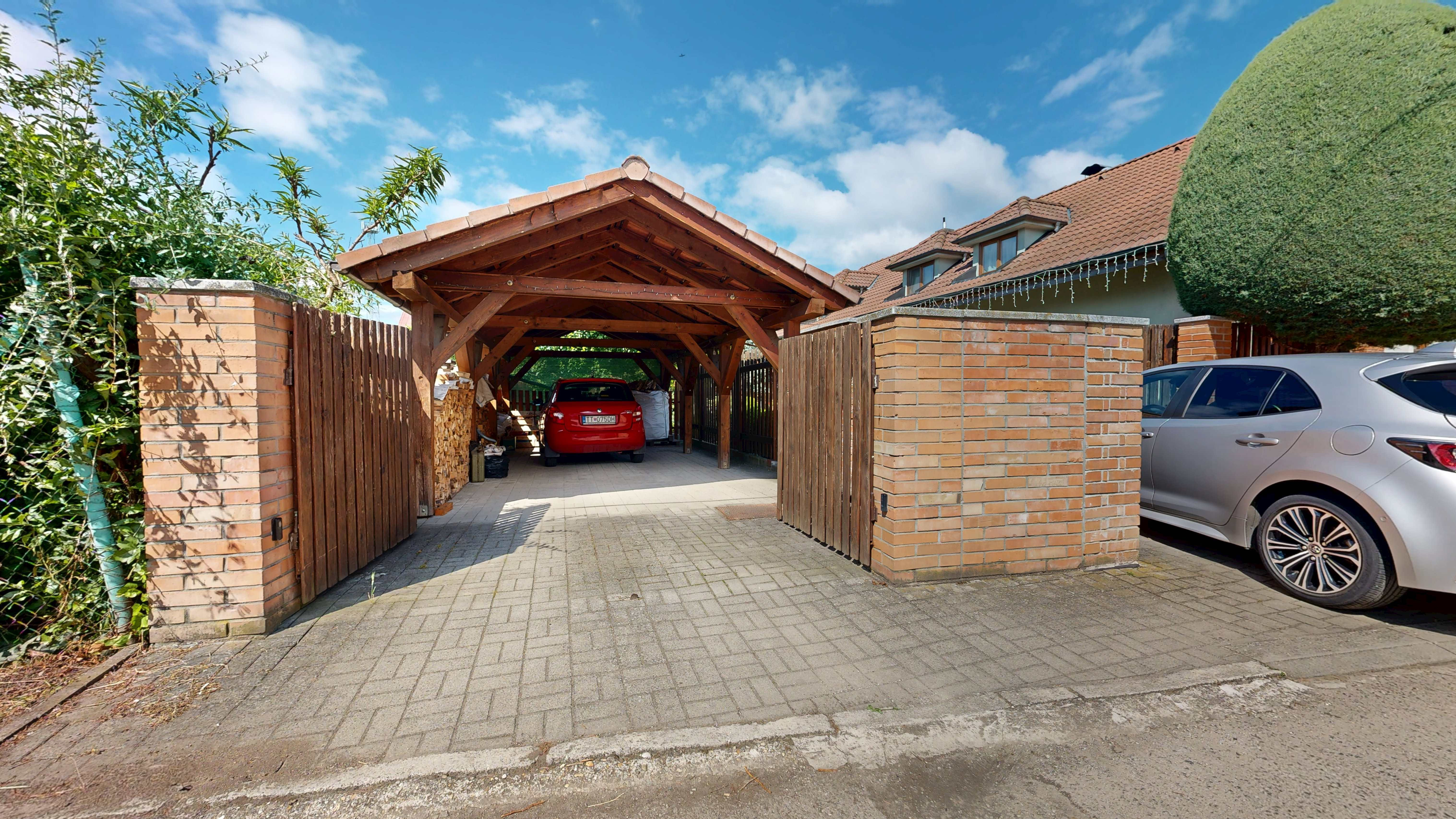 EXKLUZÍVNE V RK CASMAR – Na predaj veľmi pekný rodinný dom v tichej lokalite