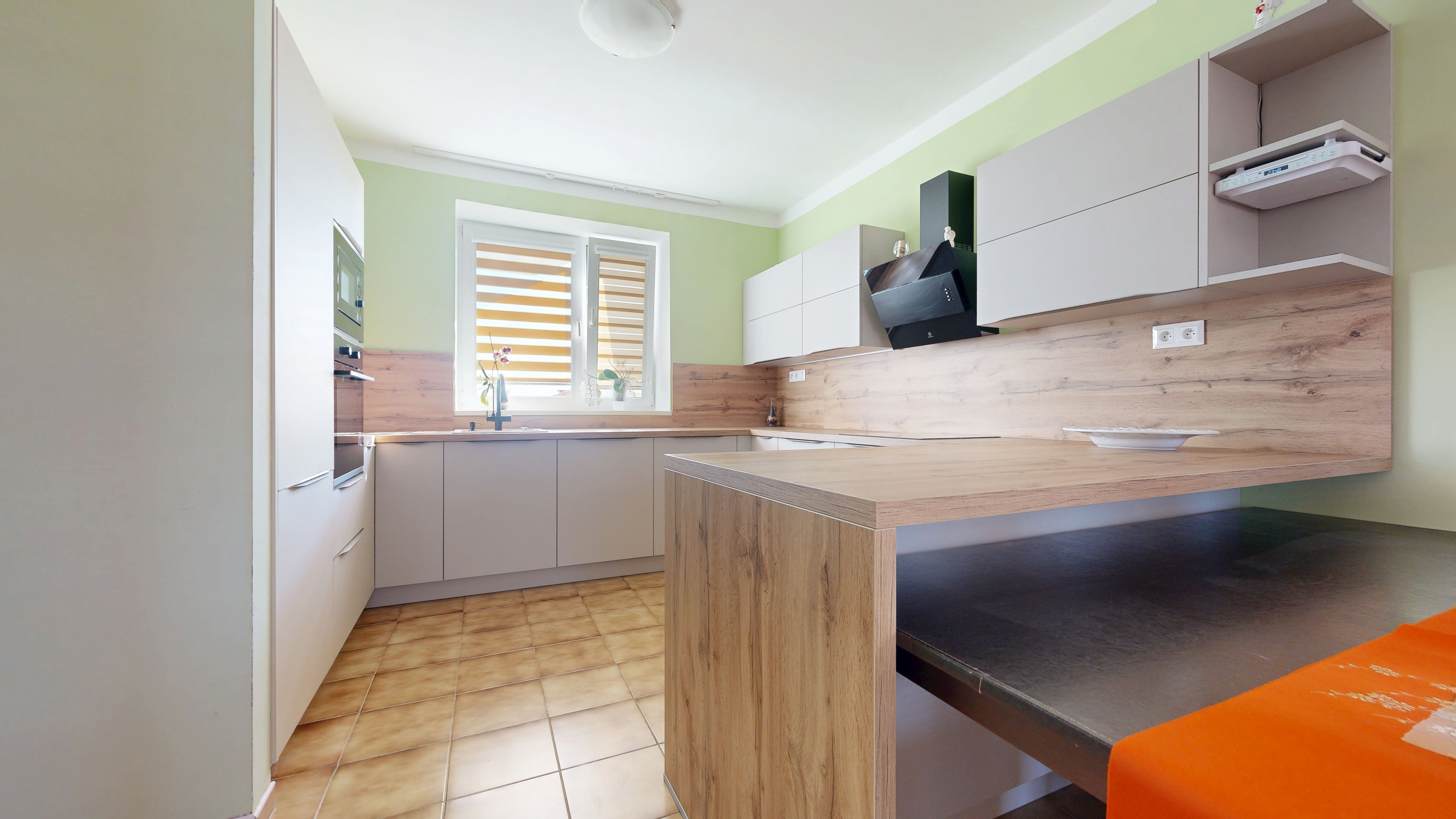 🏡 Rodinný dom v Bielom Kostole – 4 spálne, garáž, krásna záhrada 🌿