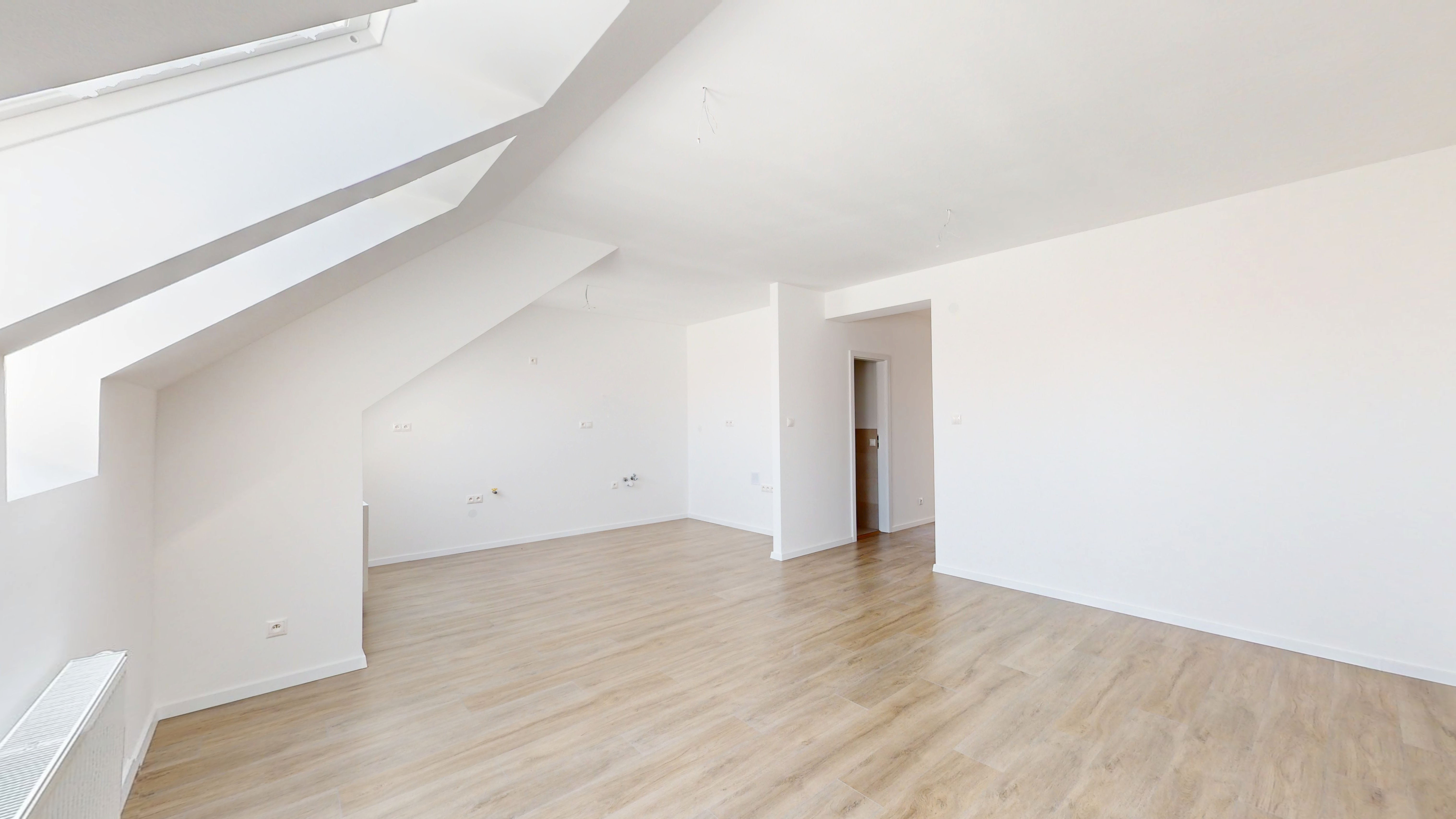 Polianky / B6412 / 2-izbový byt s loggiou