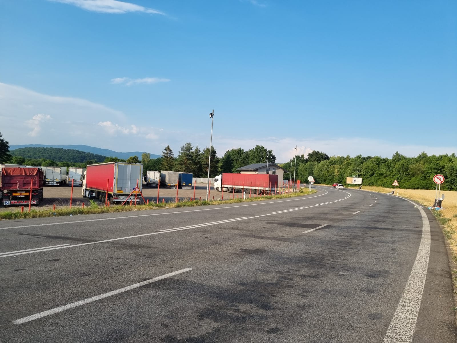 Na predaj funkčný areál pre kamióny vo Vyšnom Nemeckom – výborná poloha pri hranici