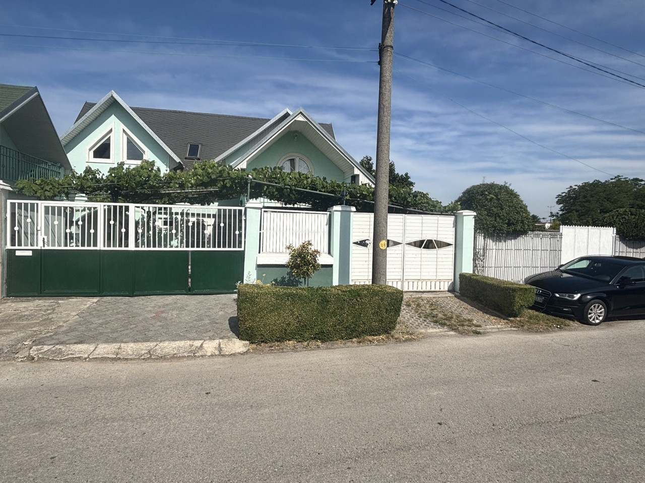 !!NA PREDAJ!! TEHLOVÝ RODINNÝ DOM V OBCI CÍFER