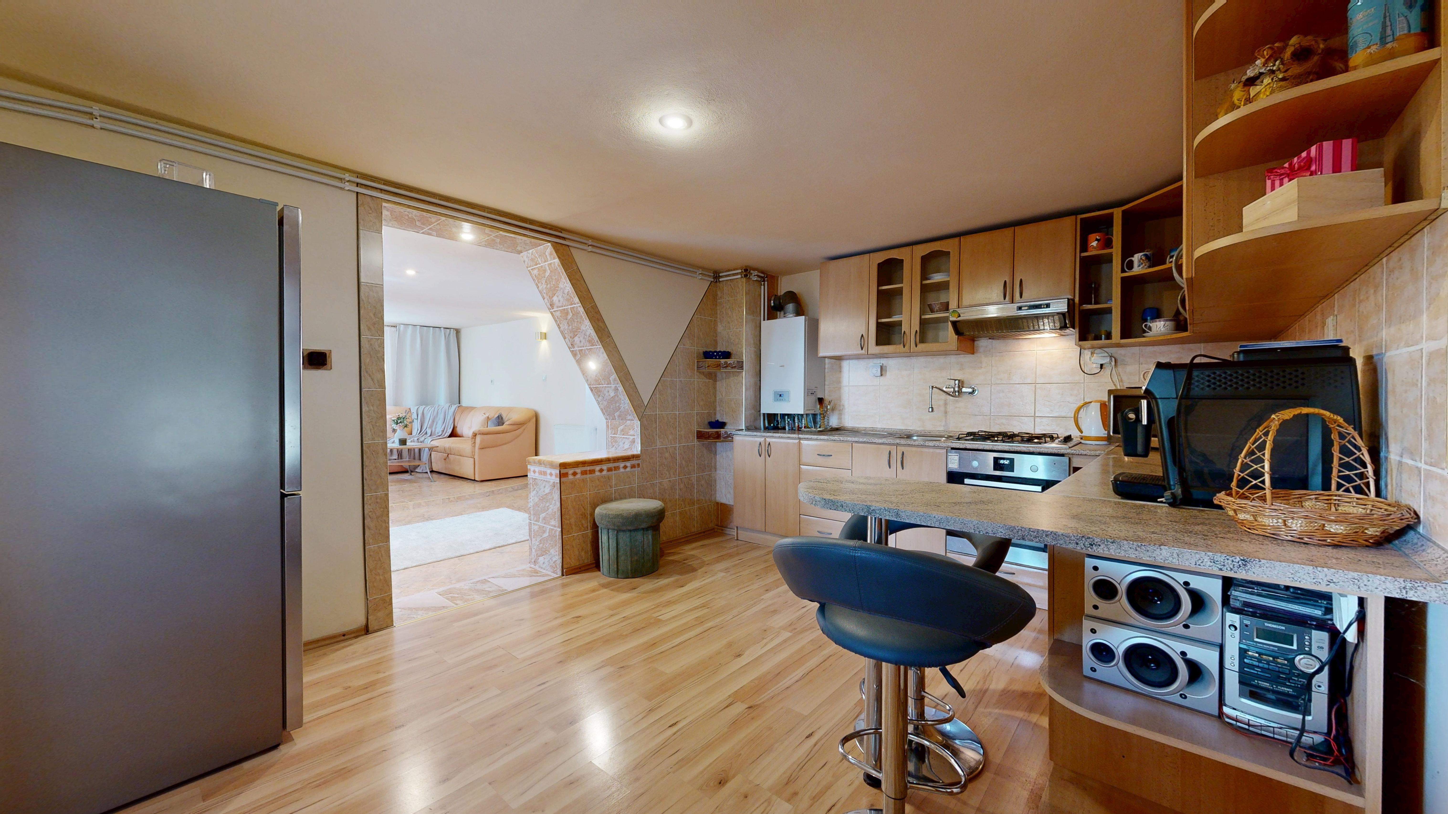 !!NA PREDAJ!! TEHLOVÝ RODINNÝ DOM V OBCI CÍFER