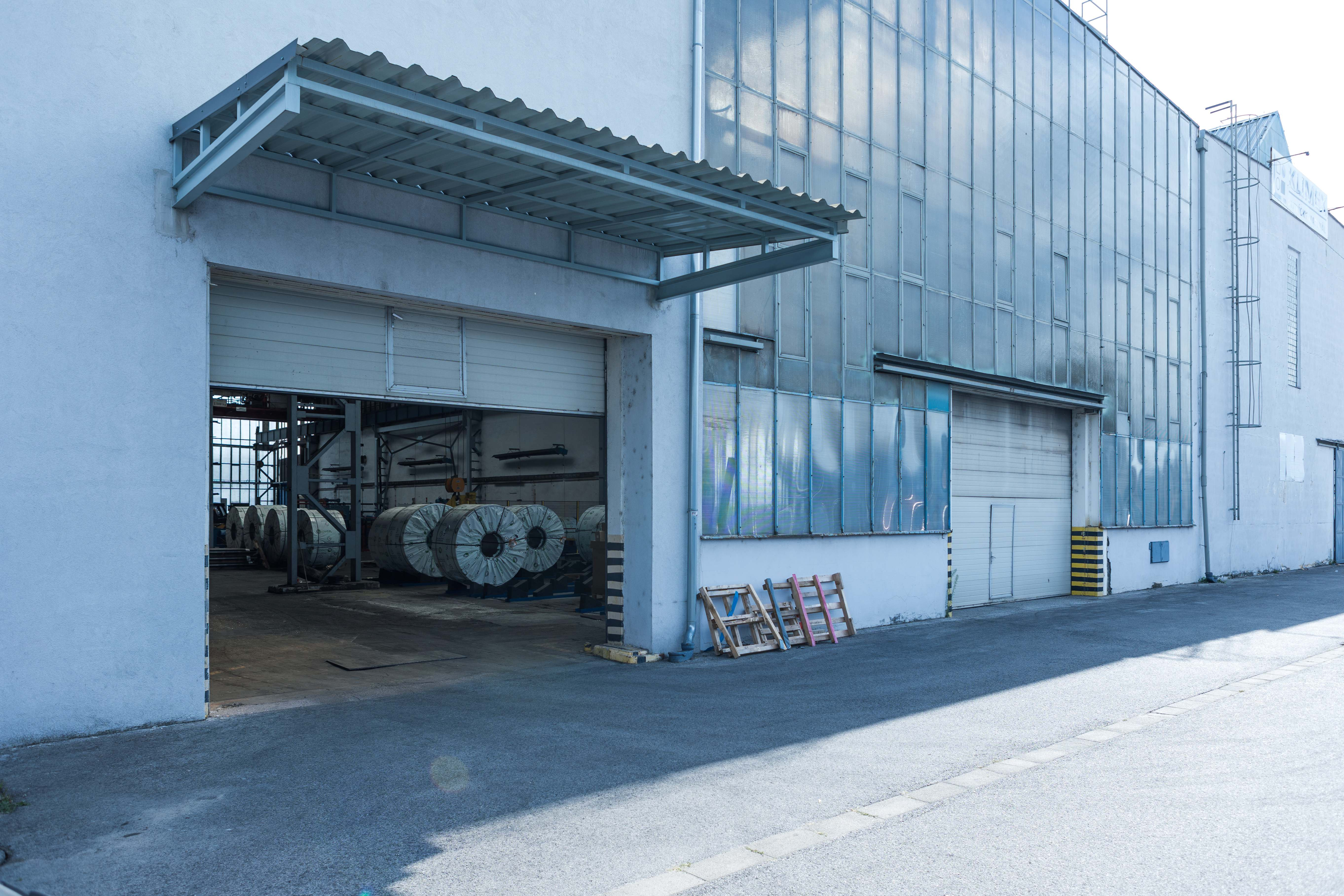 🏭 Na predaj priemyselná hala v Trnave – výroba / sklad / logistika