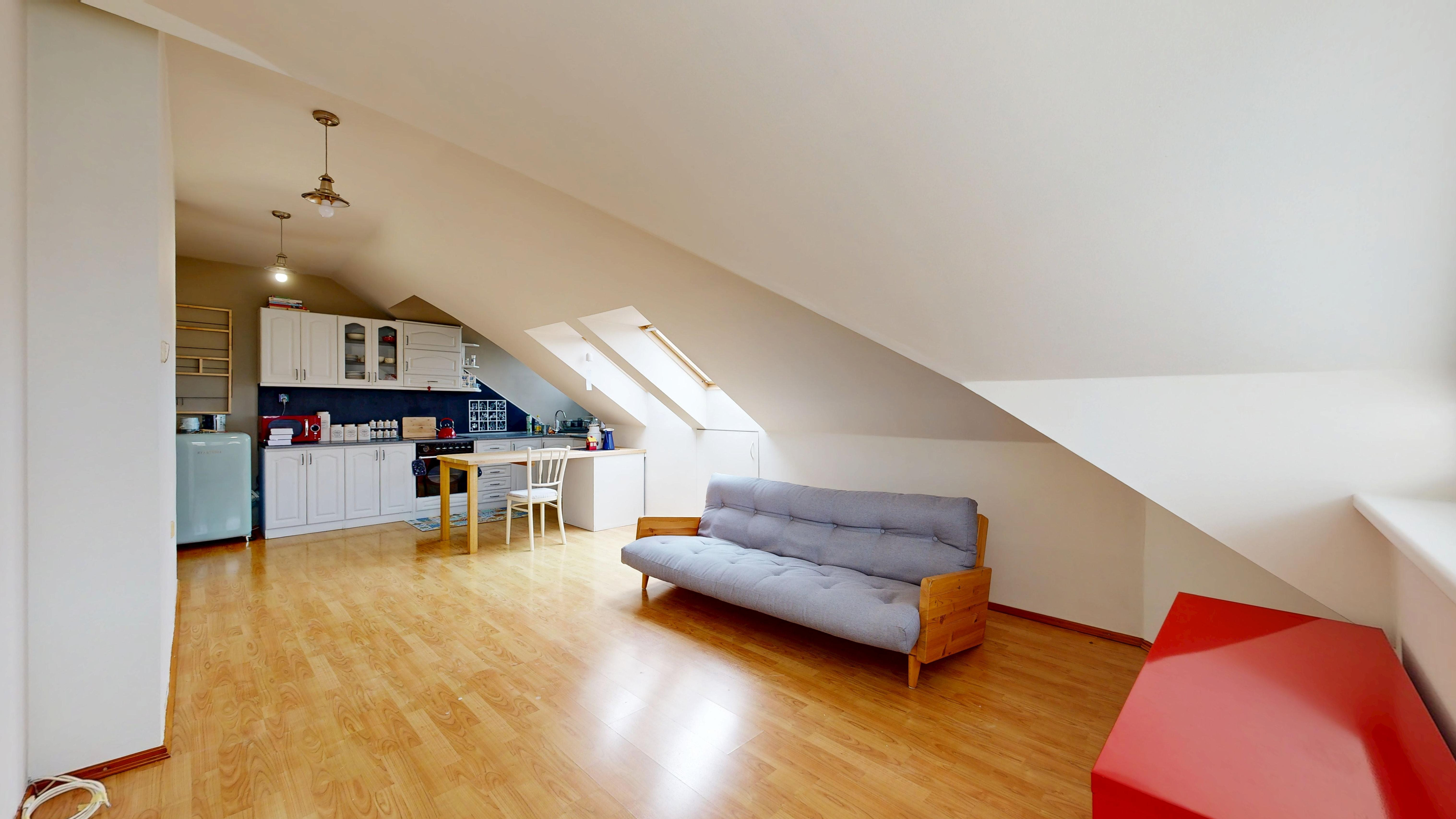 REZERVOVANÉ! 2 IZBOVÝ BYT - ŠTUDENTSKÁ - TRNAVA