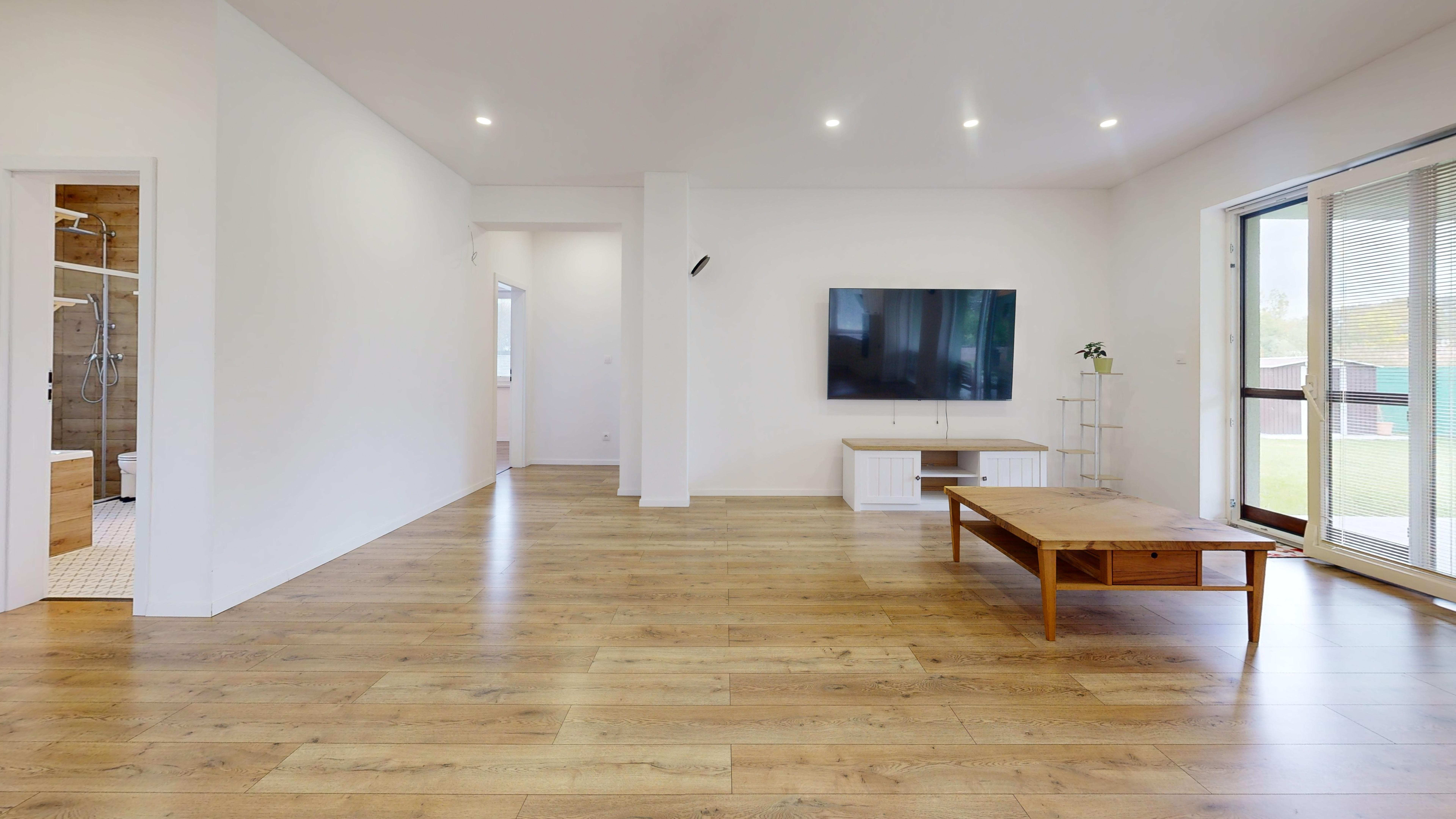 REZERVOVANÉ!! Moderný 4-izbový rodinný dom v tichej lokalite