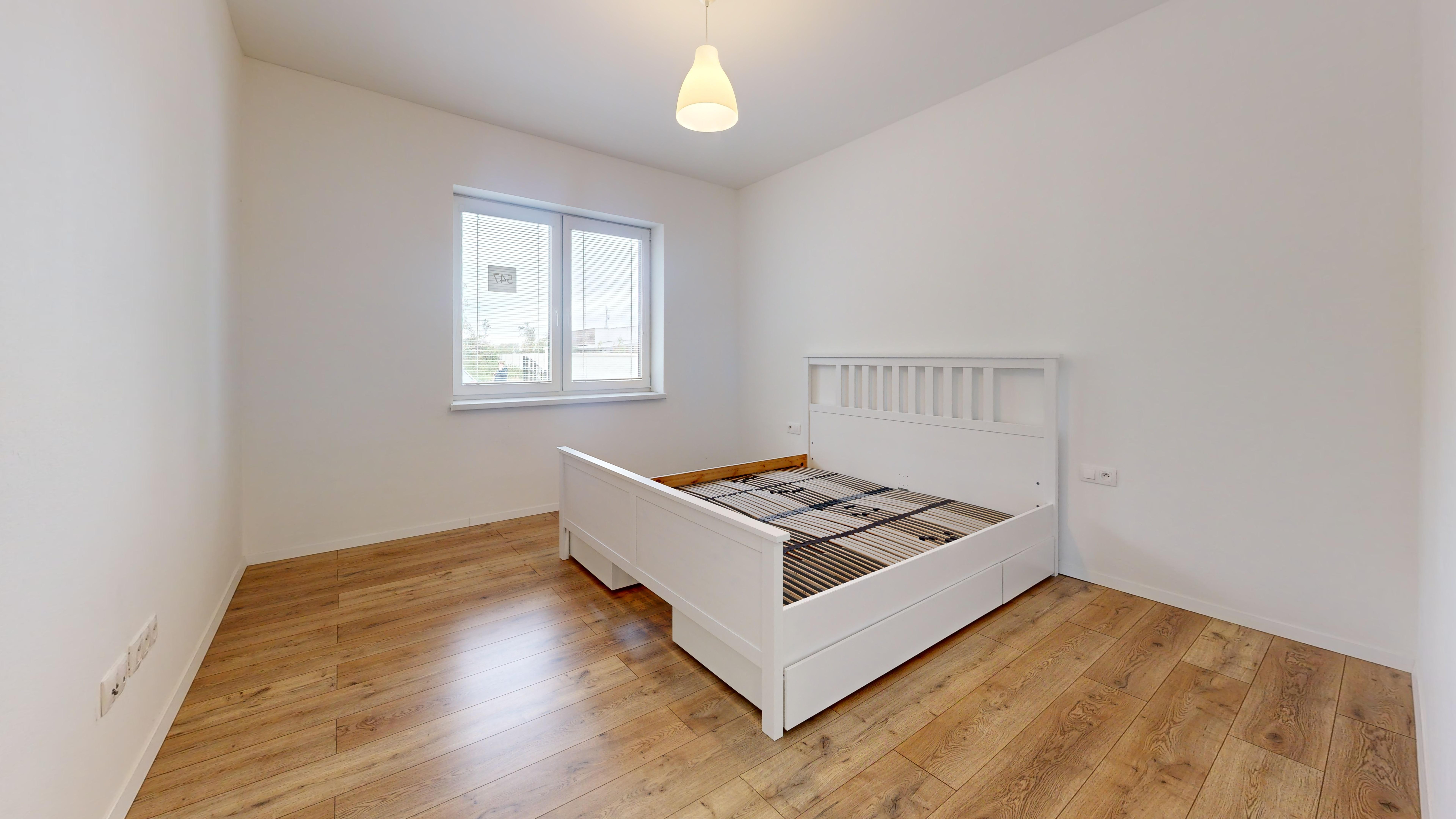 REZERVOVANÉ!! Moderný 4-izbový rodinný dom v tichej lokalite