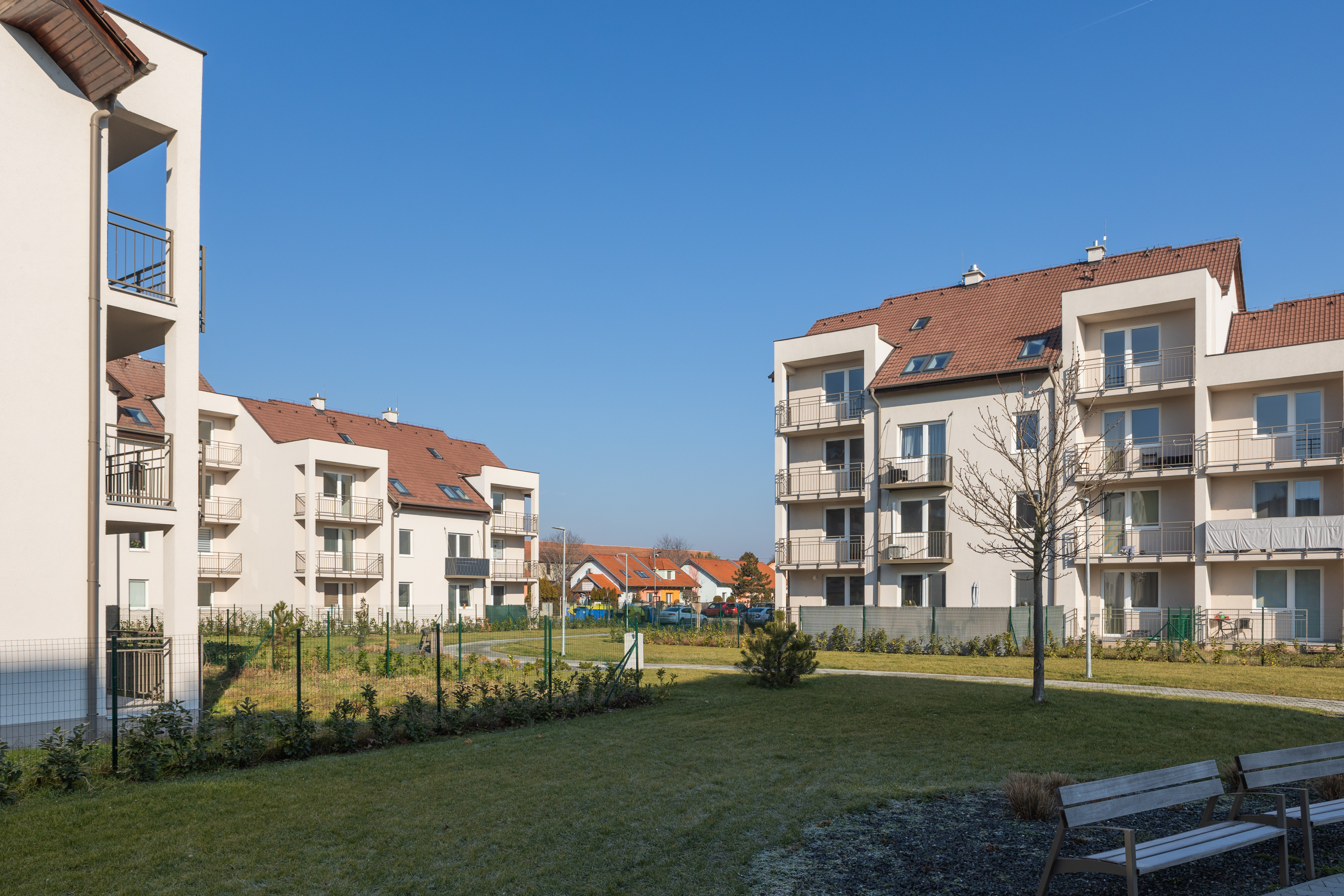 2-izbový byt s loggiou a balkónom v projekte Polianky – Zavar