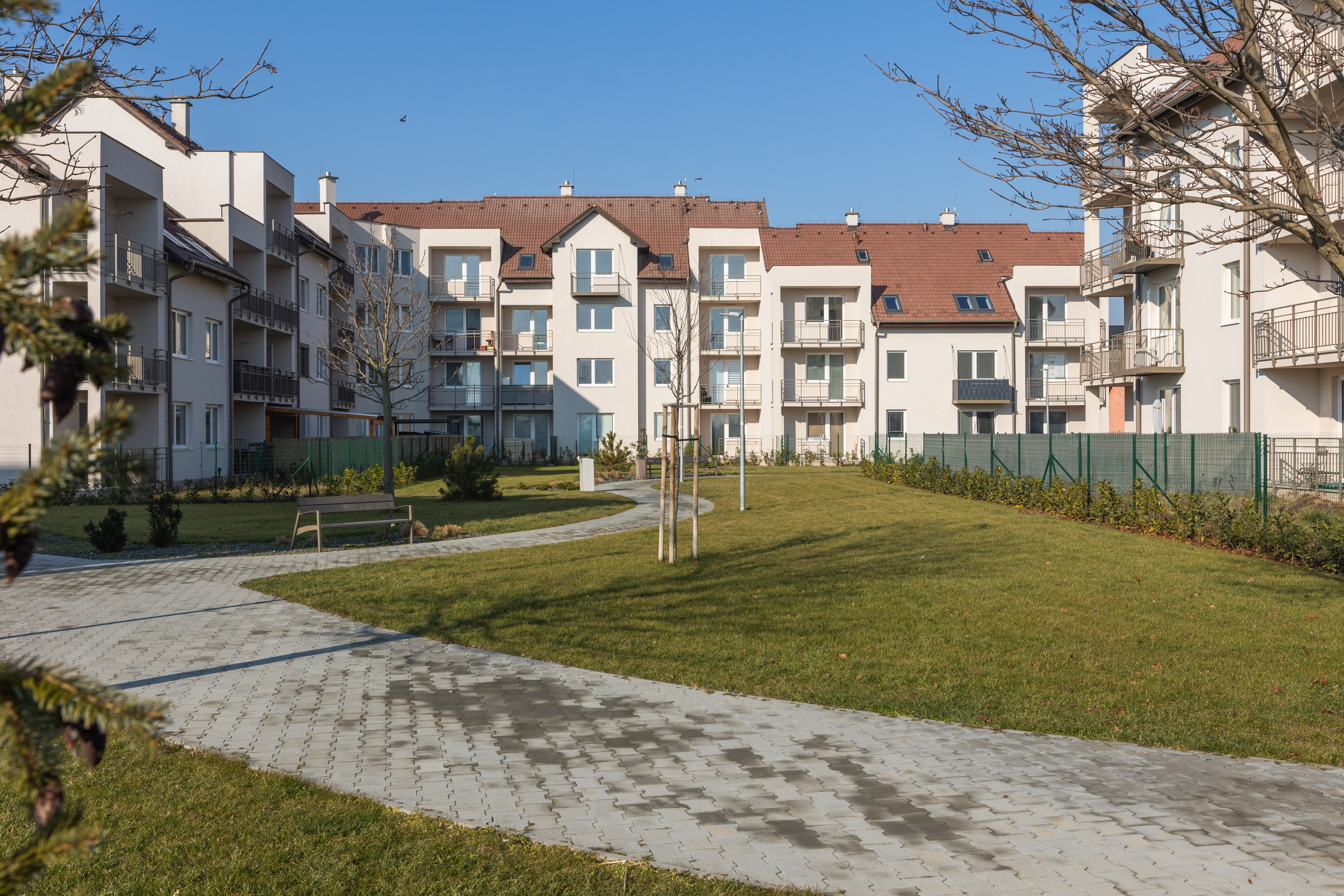 2-izbový byt s loggiou a balkónom v projekte Polianky – Zavar