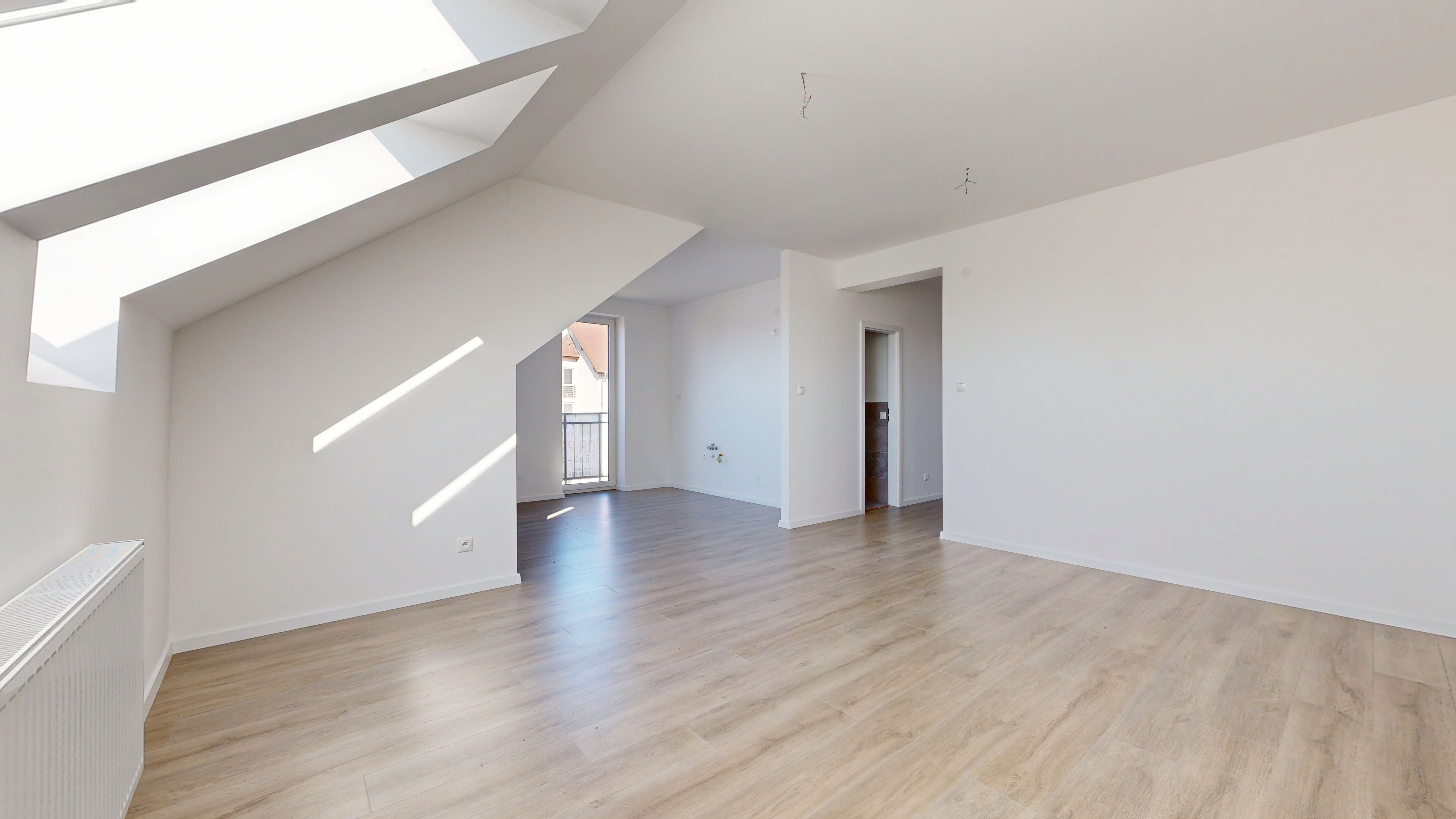 2-izbový byt s loggiou a balkónom v projekte Polianky – Zavar