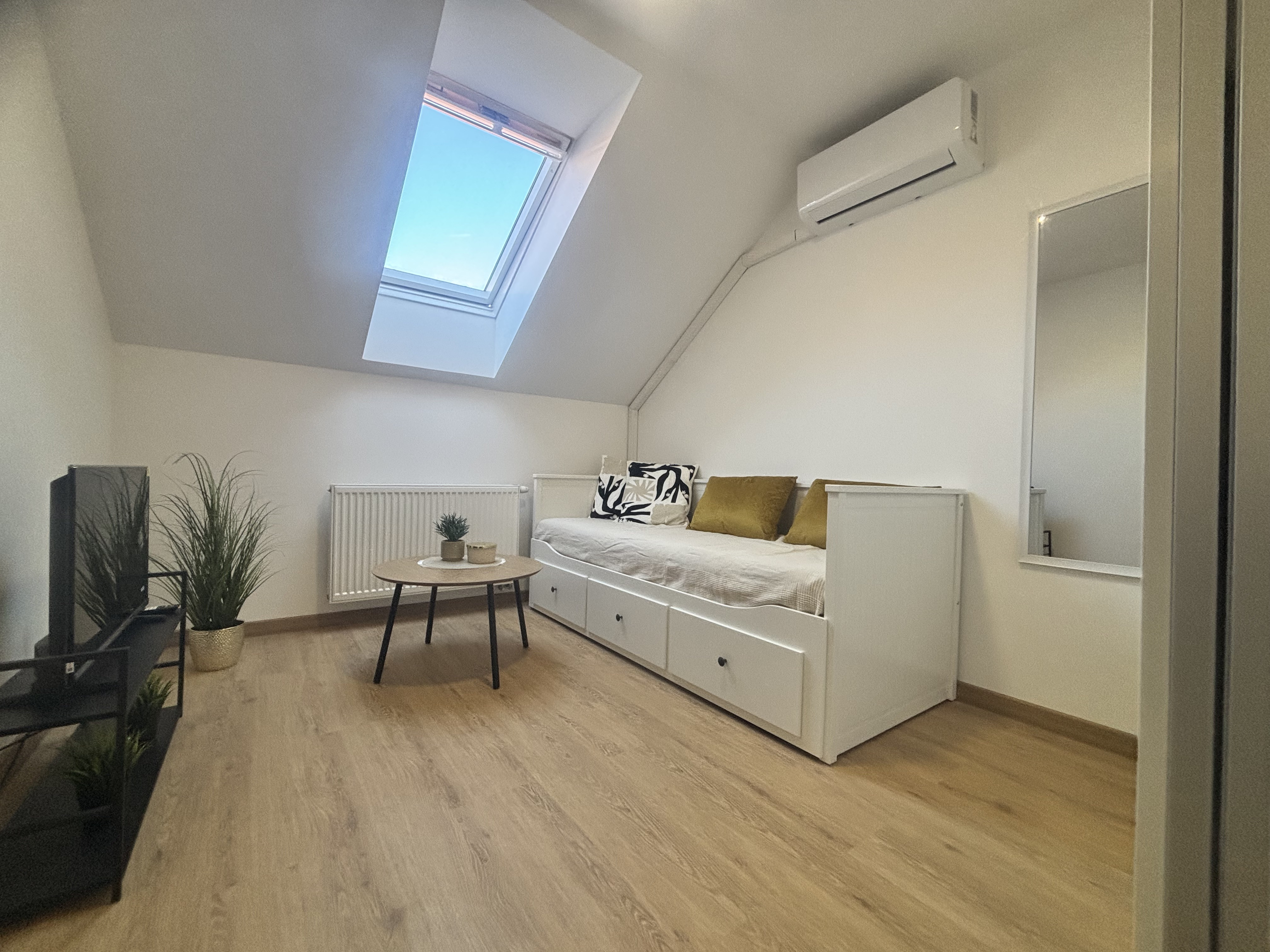 !!EXKLUZÍVNE!! 1 izbový byt na prenájom - Halenárska Trnava