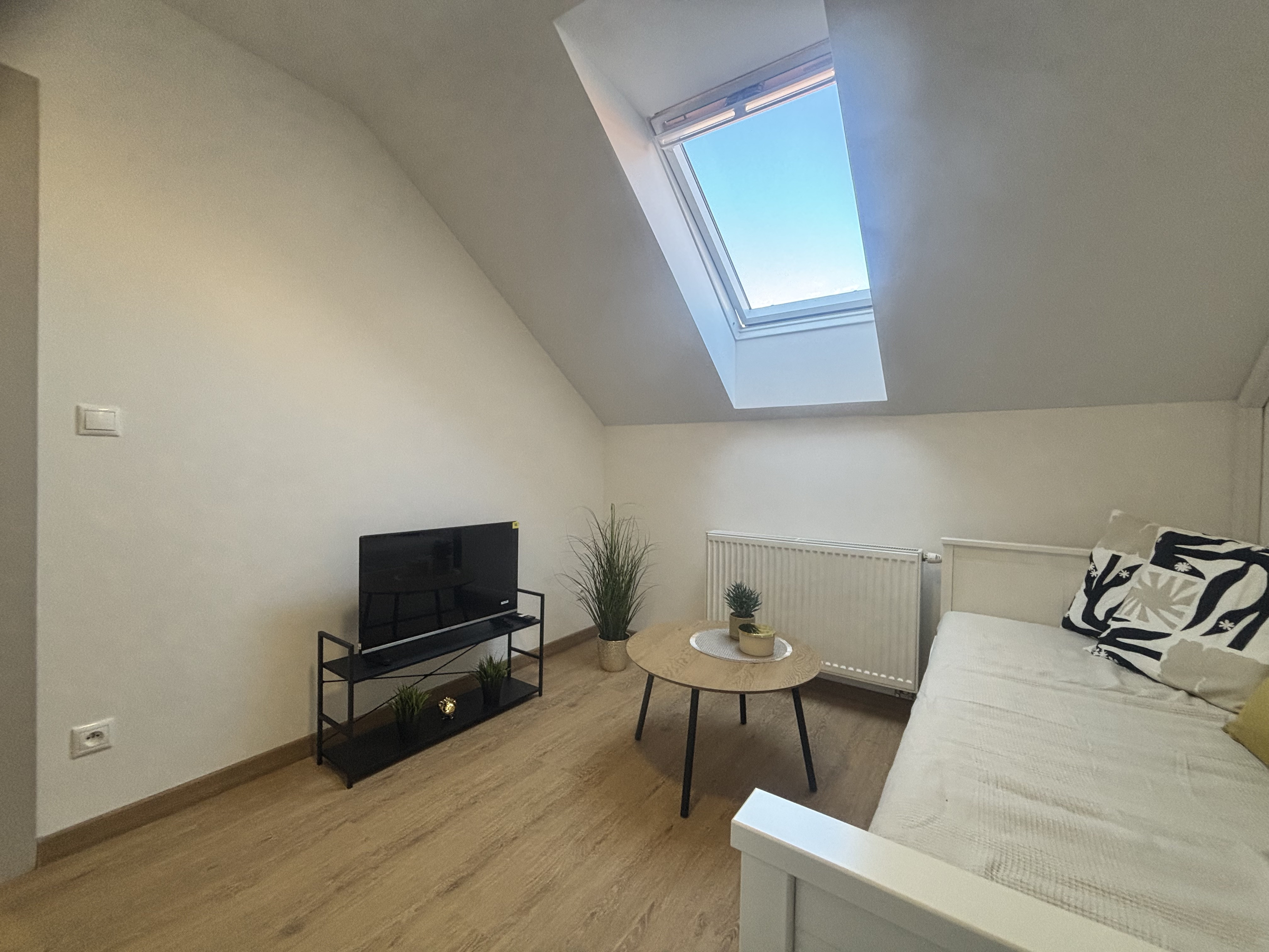 !!EXKLUZÍVNE!! 1 izbový byt na prenájom - Halenárska Trnava