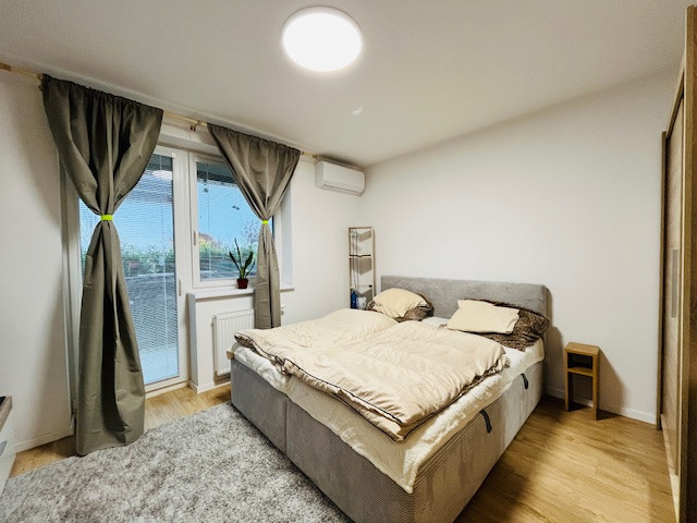 PET FRIENDLY - Prenájom väčší, 1-izbový byt vo výmere 37,89m2 v obci Zavar