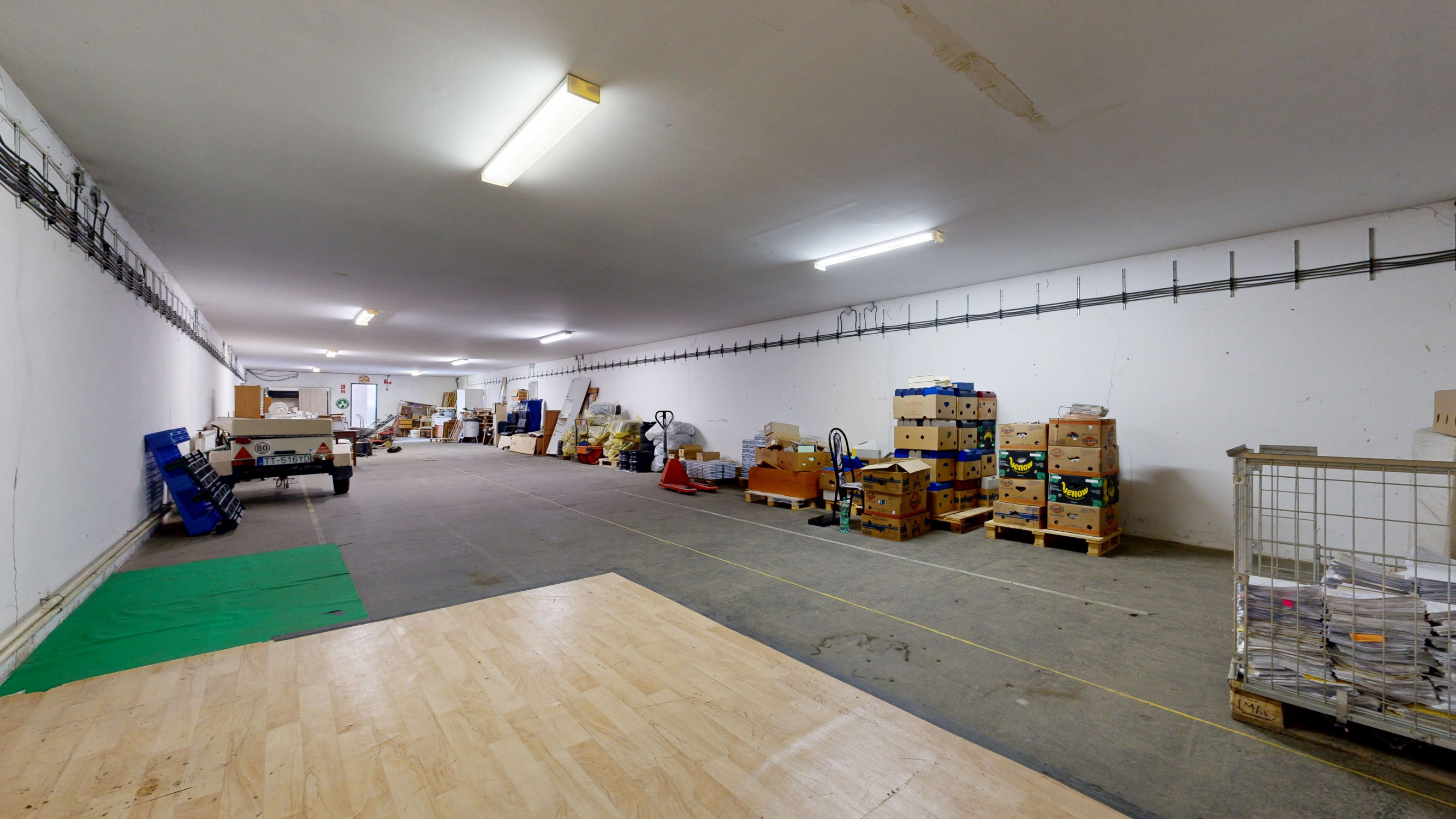 Na predaj priemyselná hala na okraji mesta Trnava – pozemok 2 500 m²