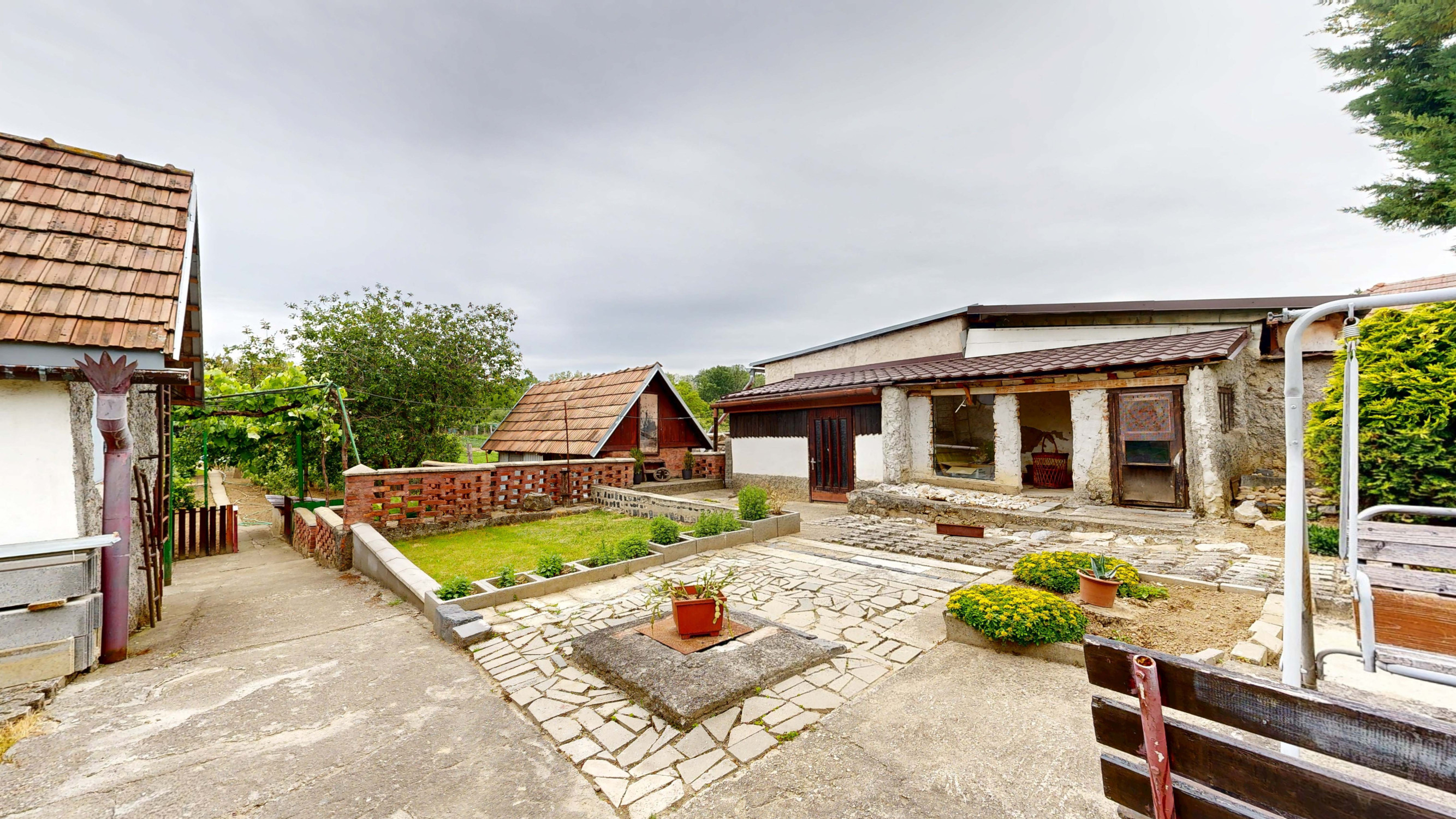 3-izbový rodinný dom s veľkým pozemkom 1454 m²