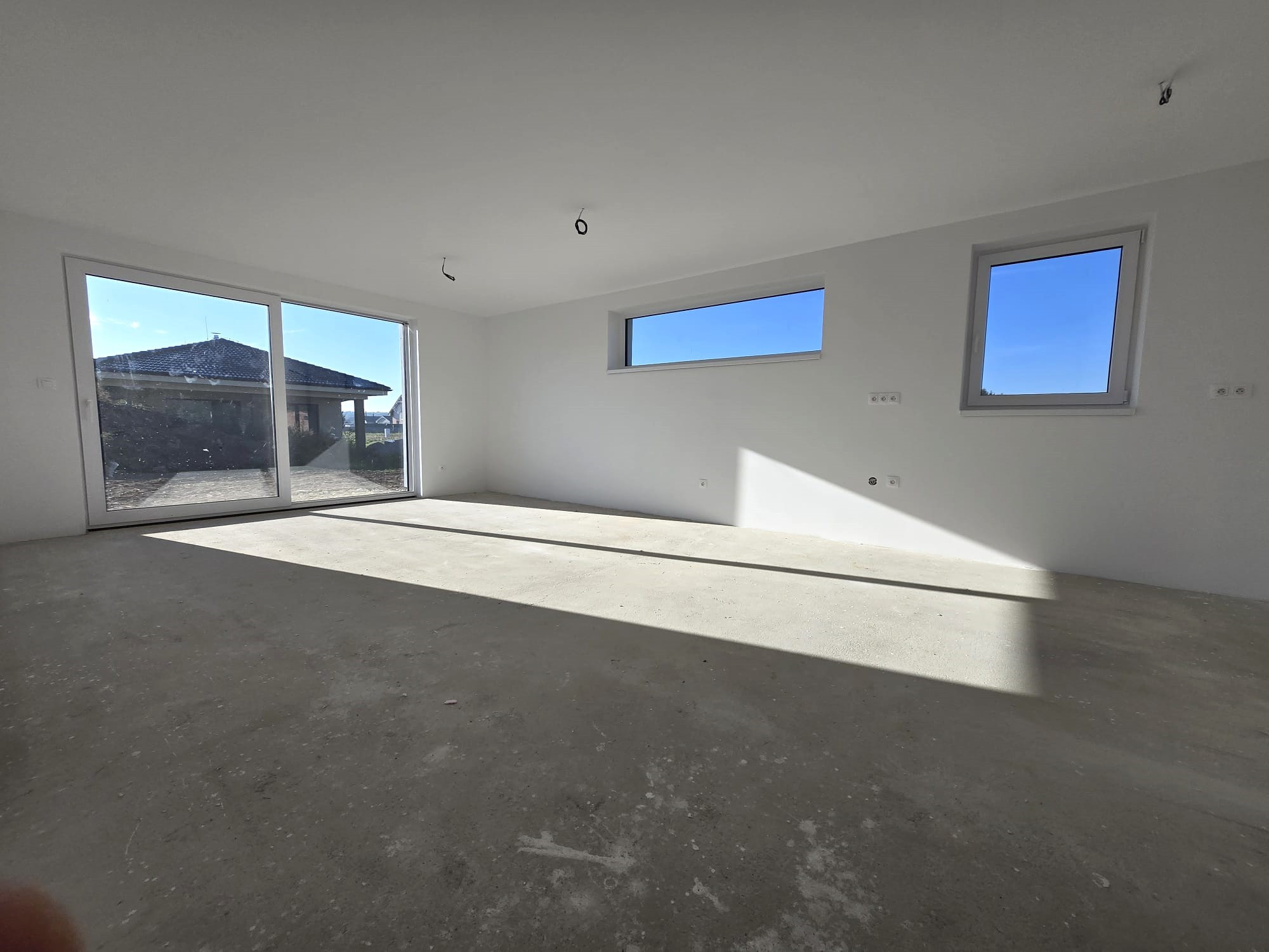 Novostavba 4-izbového bungalovu v novej lokalite – Slovenská Nová Ves