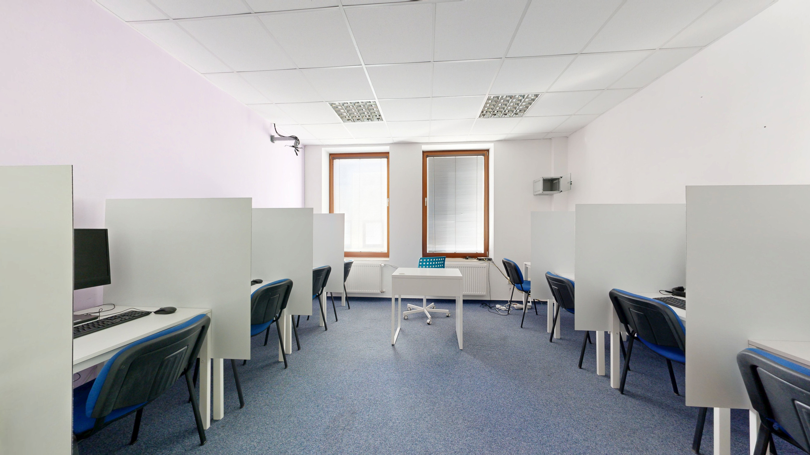 Flexibilné obchodné priestory v centre Trnavy – až 14 miestností ideálnych pre ordinácie, kancelárie či služby