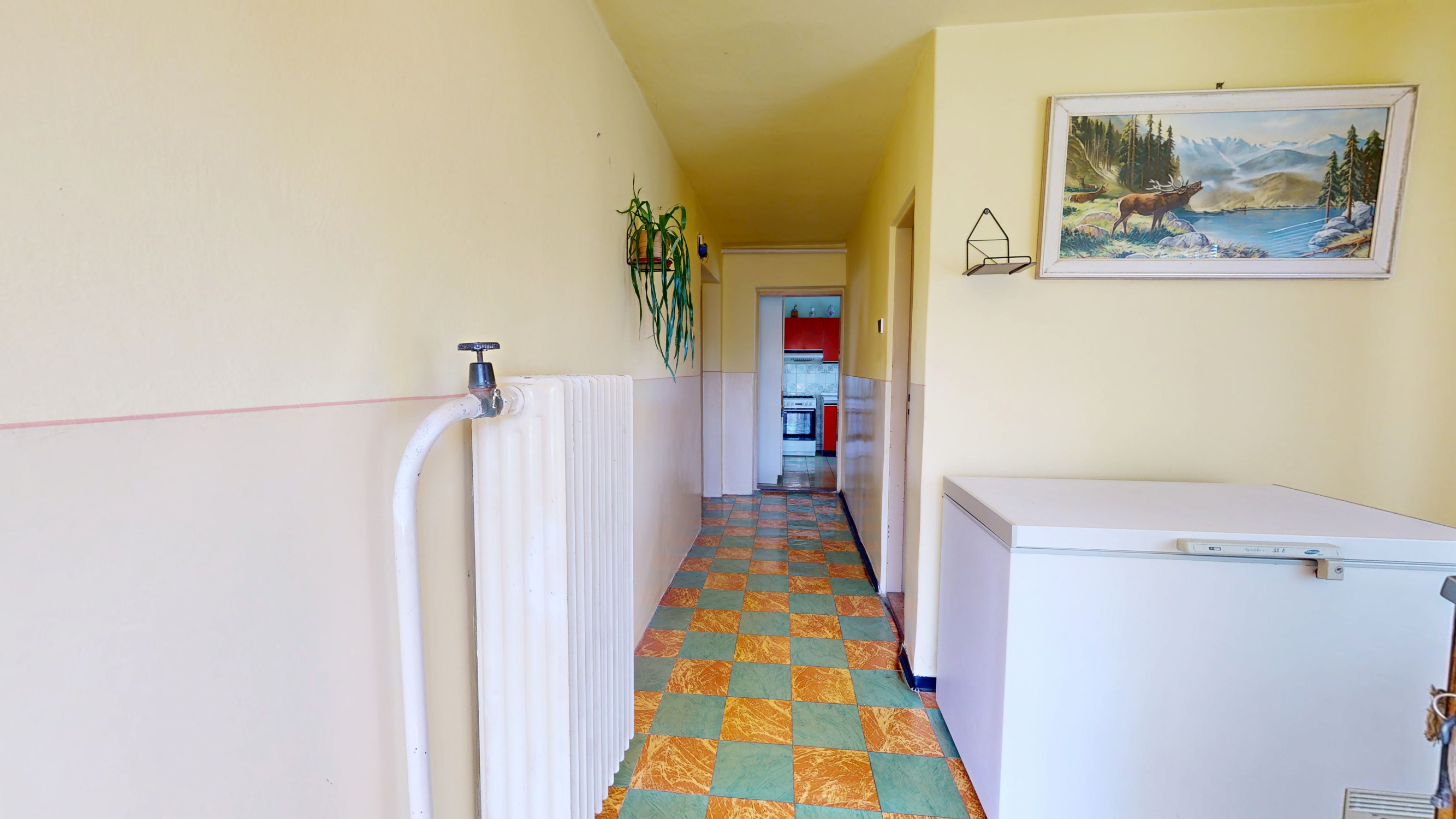 PREDAJ – STARŠÍ TEHLOVÝ RODINNÝ DOM V HRNČIAROVCIACH NAD PARNOU PRI TRNAVE