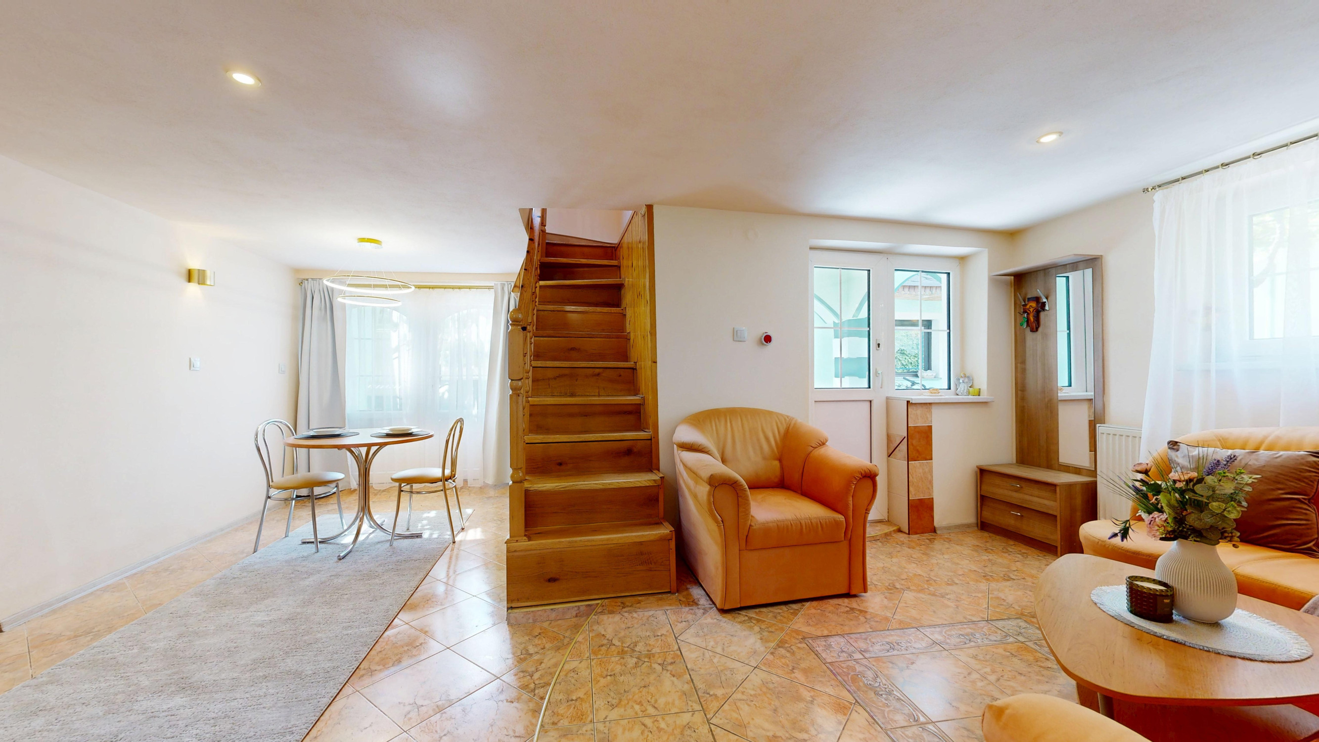 !!NA PREDAJ!! TEHLOVÝ RODINNÝ DOM V OBCI CÍFER