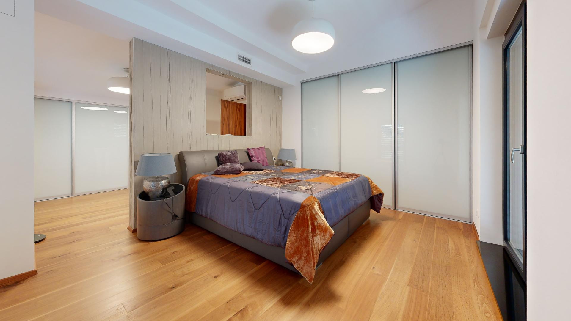 BÝVAJTE V NADŠTANDARTNOM DOME NA LUKRATÍVNOM MIESTE!