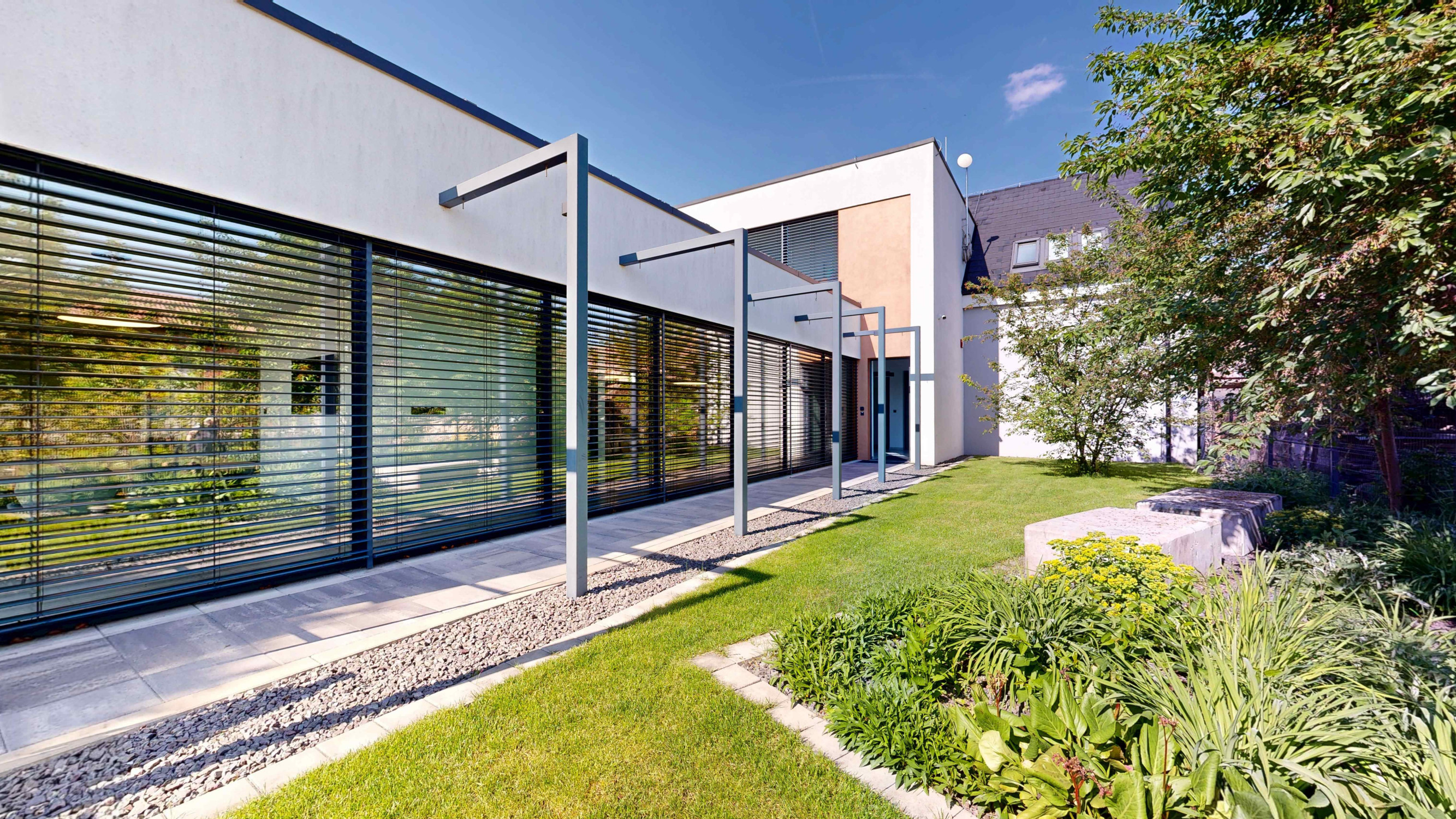 Na predaj rodinný dom/objekt situovaný v časti Oravné na okraji Trnavy.