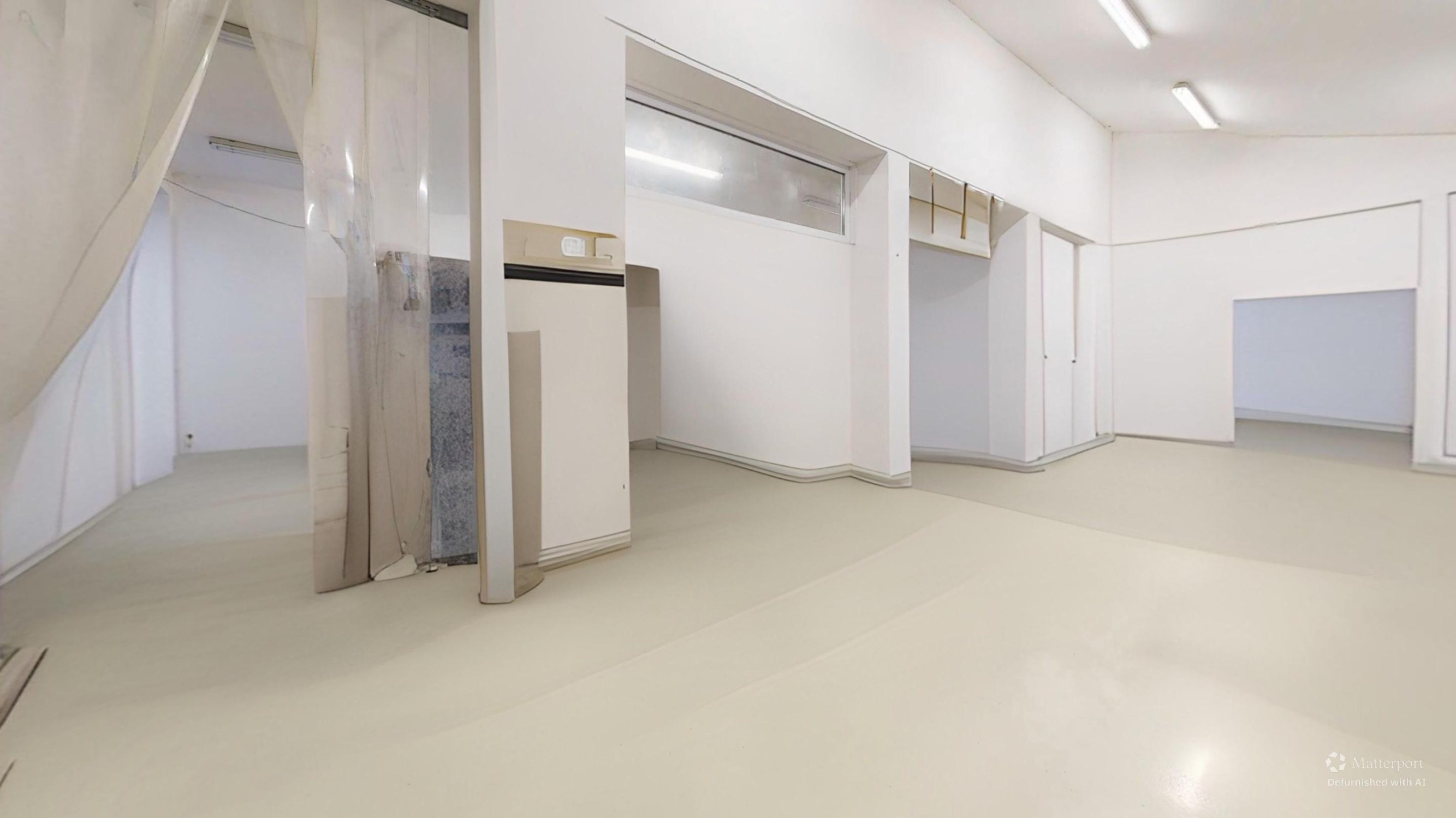 Na predaj: Multifunkčný komerčný objekt – Radošovce