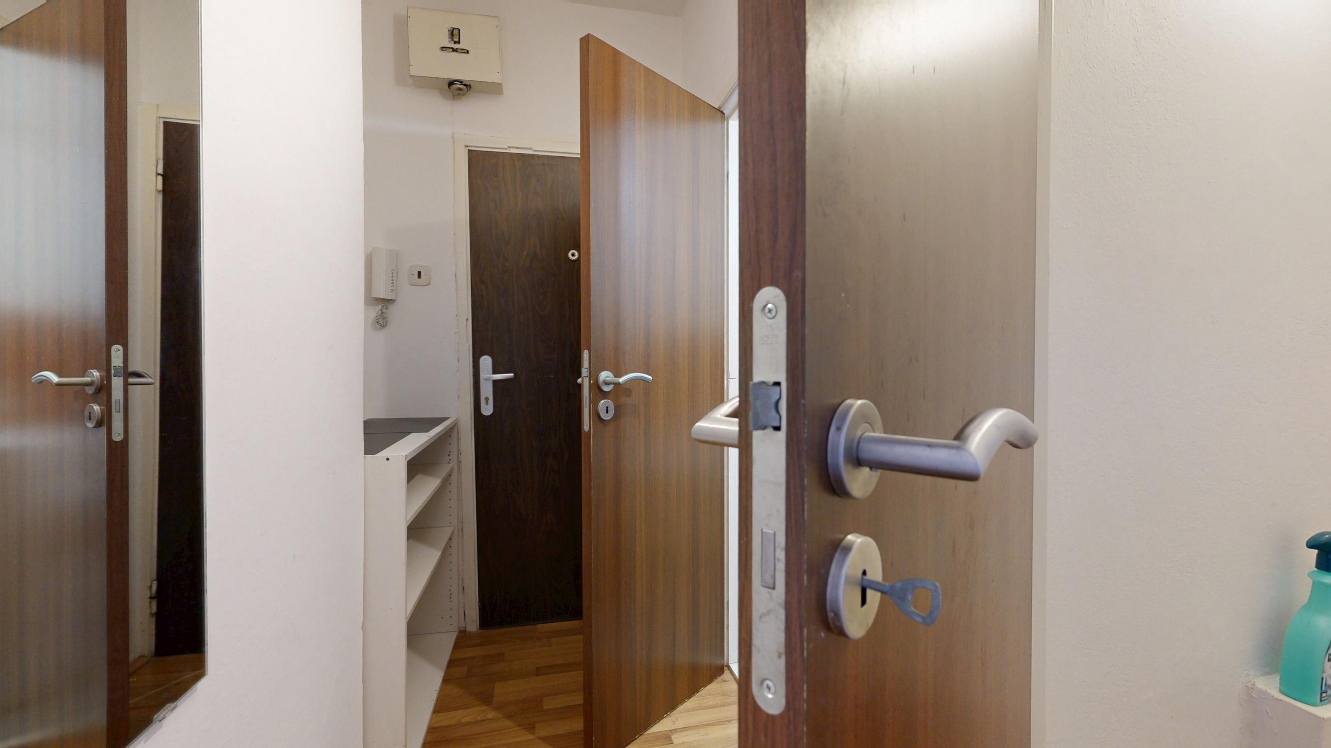 Skvelá investičná príležitosť-1izb byt - BA Dúbravka