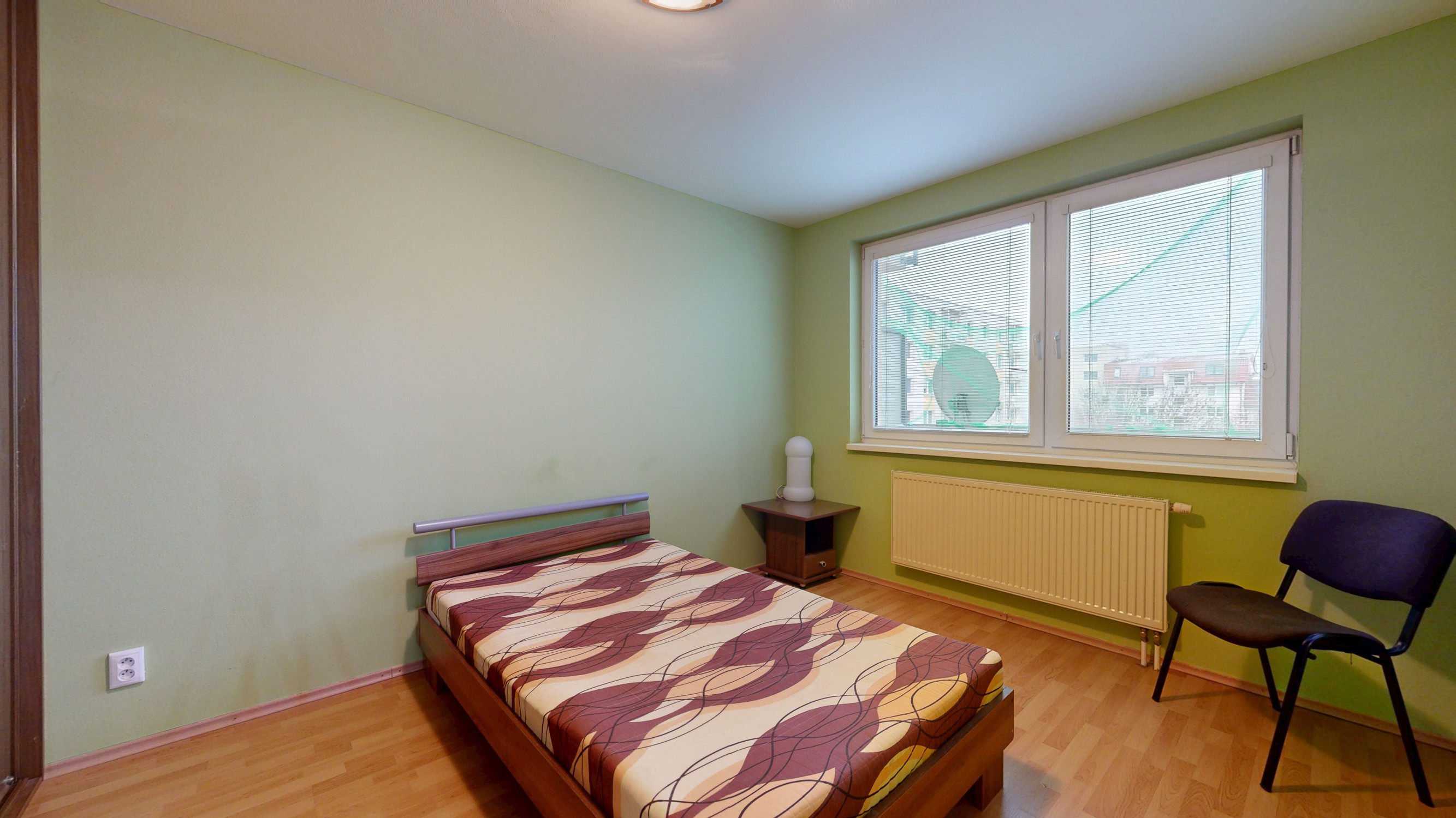 Na prenájom: Priestranný 3-izbový byt s balkónom, 99 m²