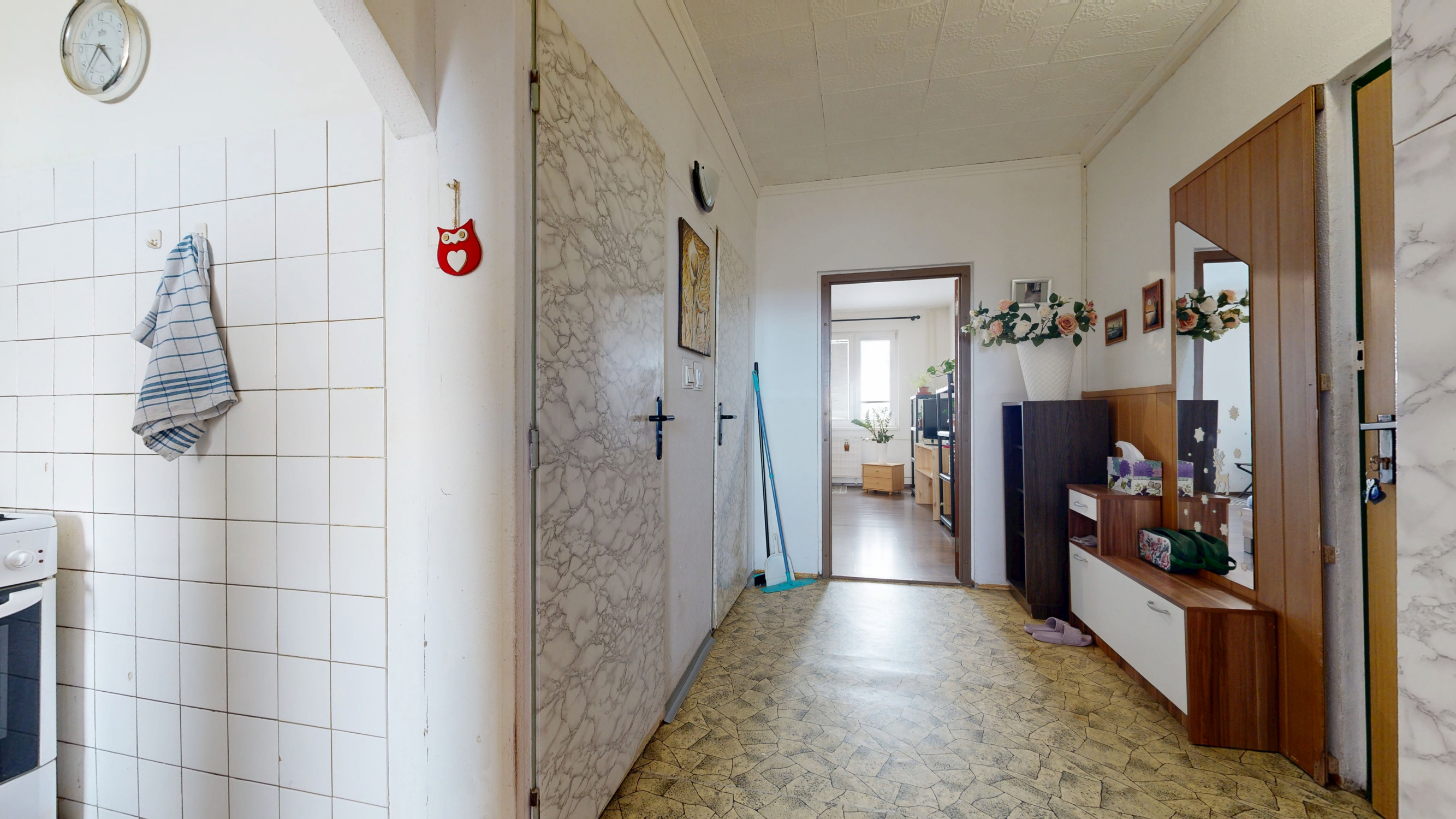 REZERVOVANÉ!Na predaj:3izb. byt-ideálny na rekonštrukciu podľa vlastných predstáv