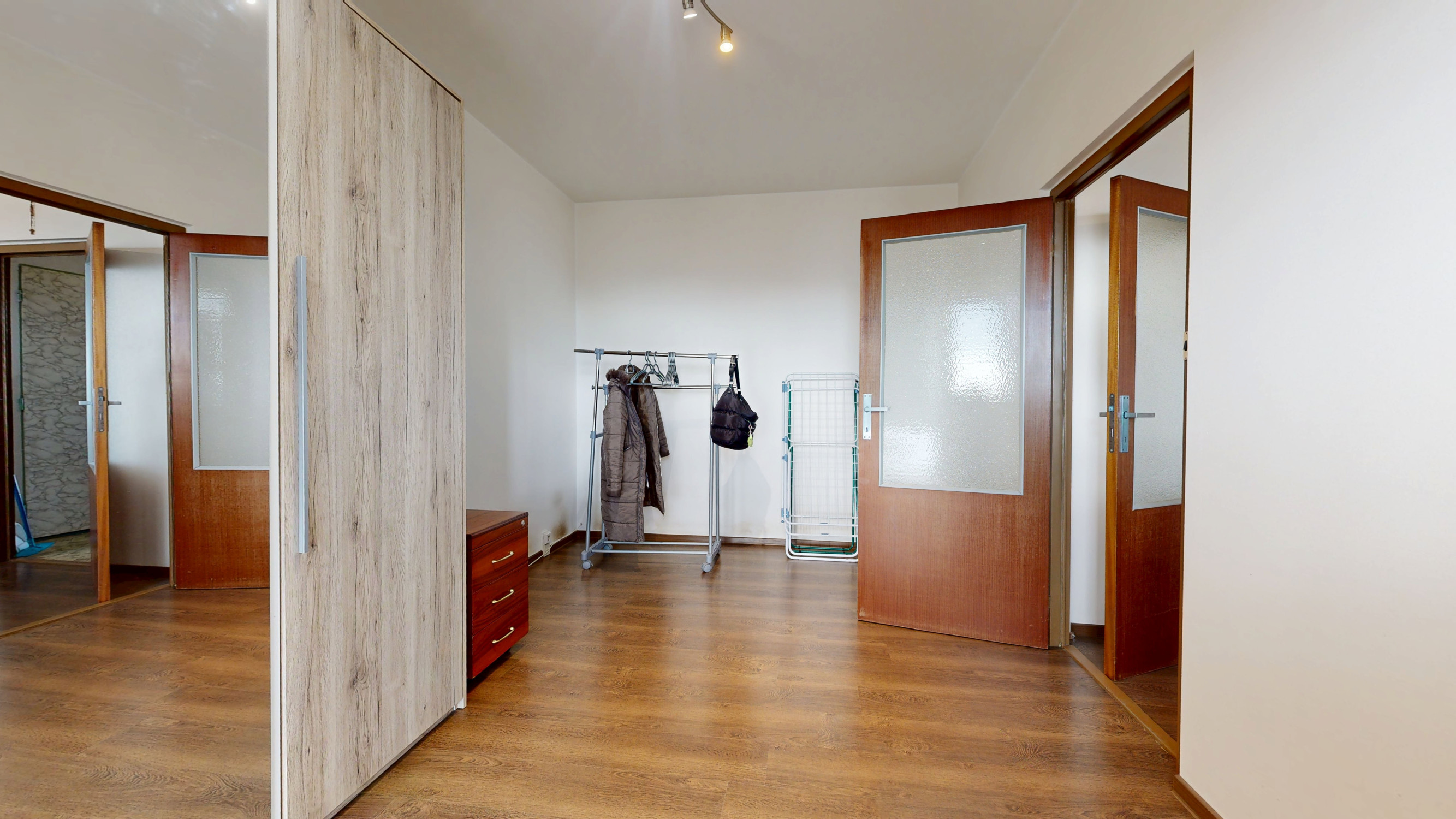 Na predaj:3izb. byt-ideálny na rekonštrukciu podľa vlastných predstáv