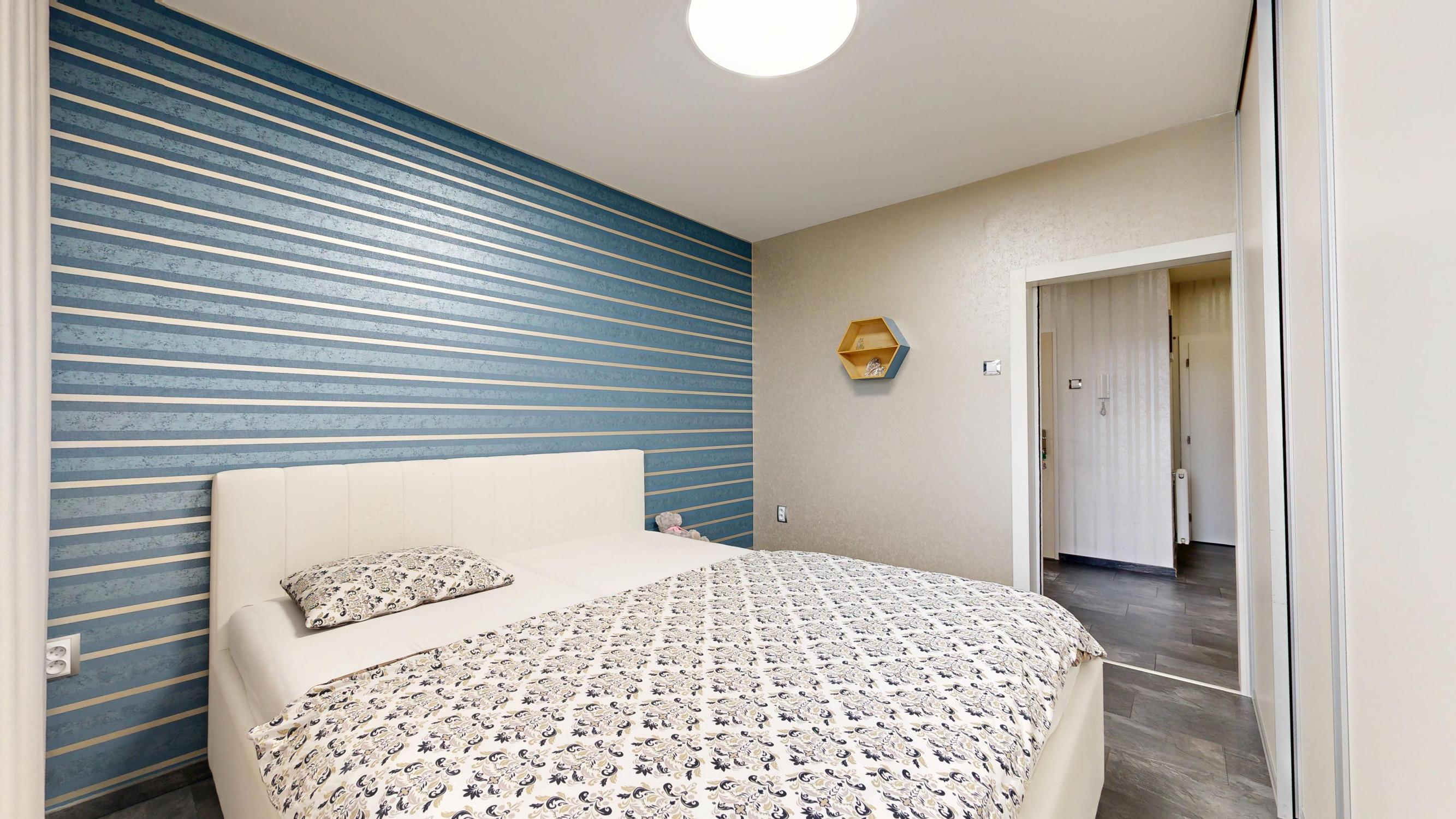 Prenájom 2-izbového bytu s parkovaním – Suchá nad Parnou