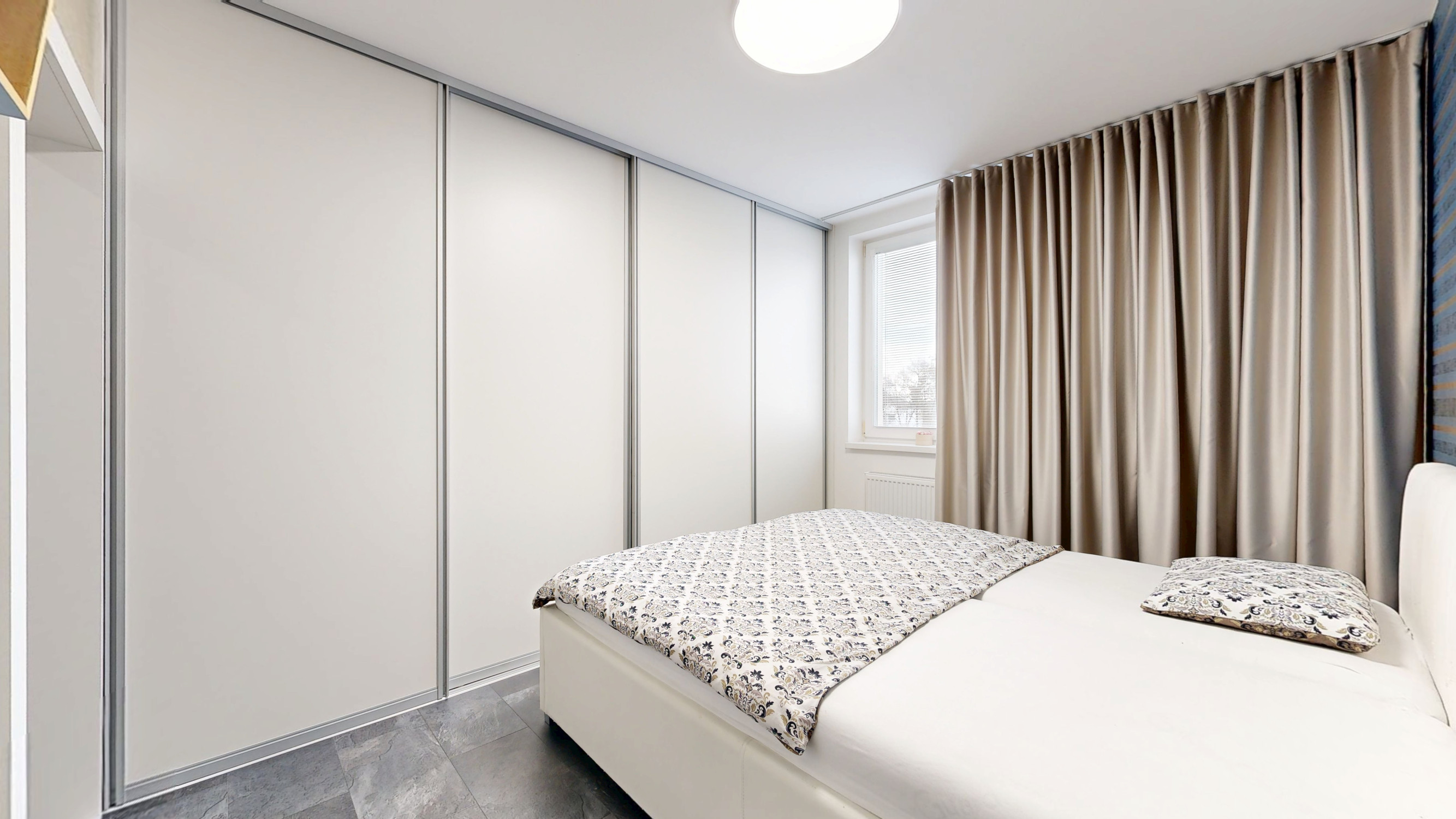 Prenájom 2-izbového bytu s parkovaním – Suchá nad Parnou