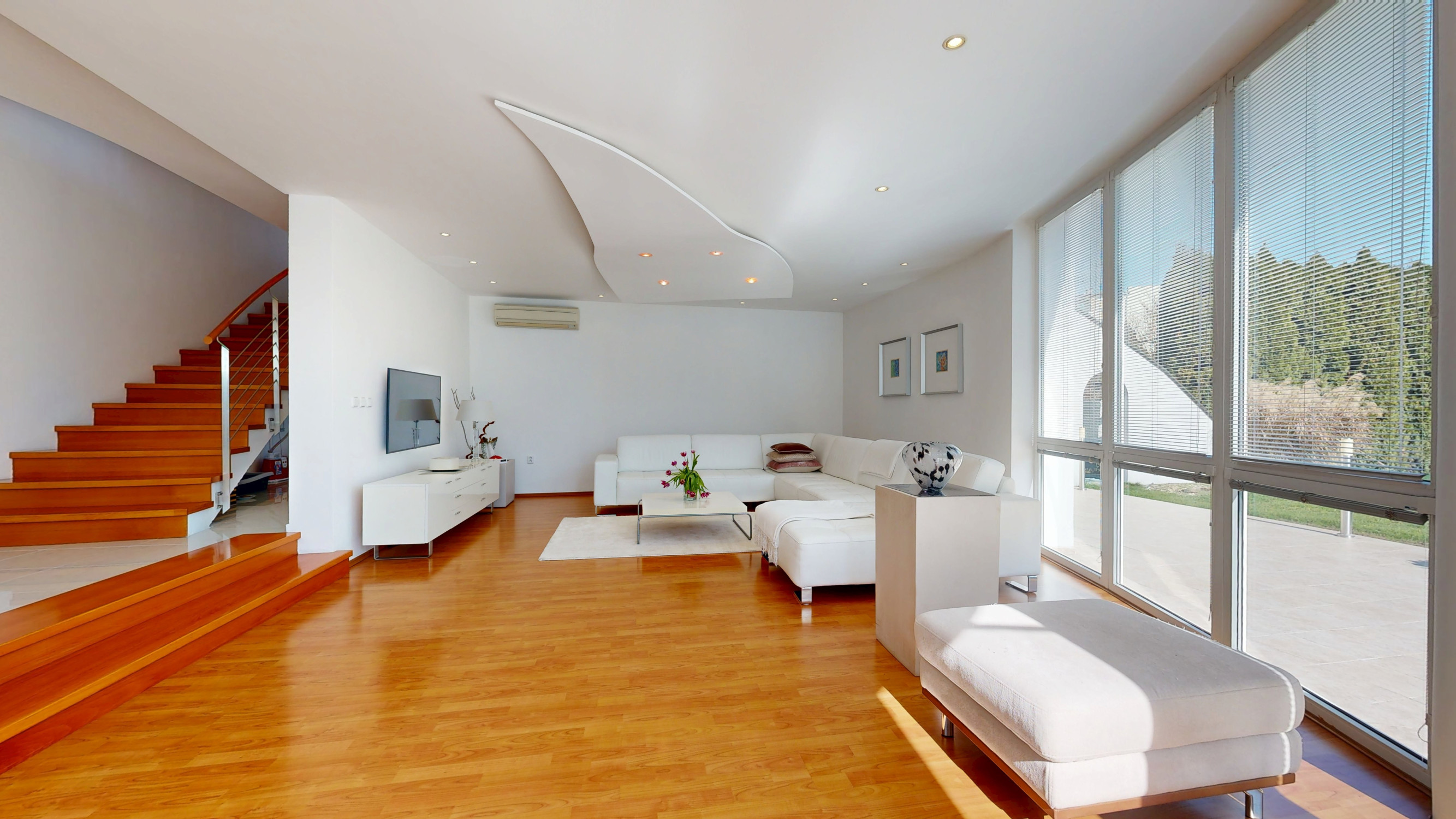 PREDAJ | Veľkorysý rodinný dom v lukratívnej časti – Trnava, Vajslova dolina