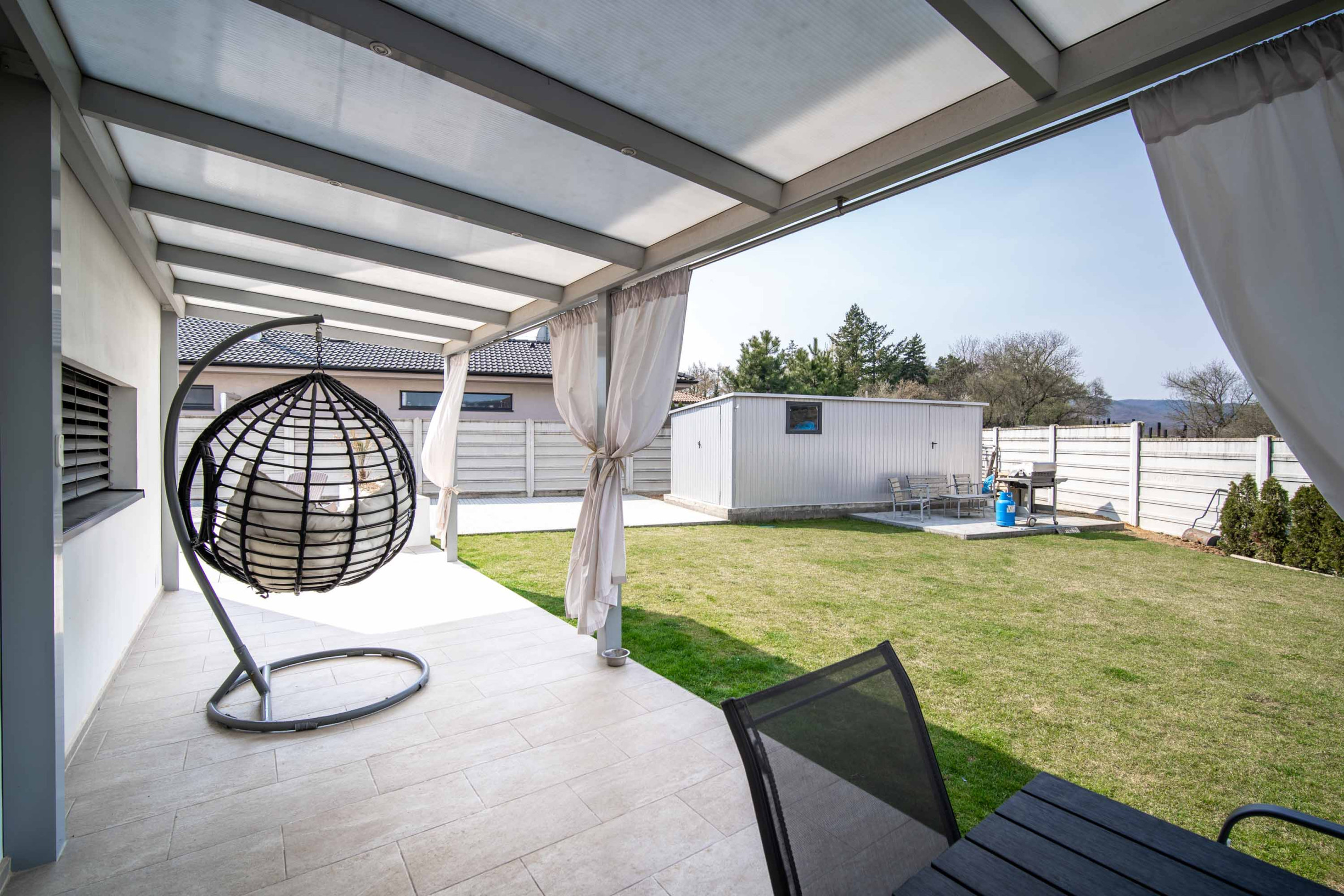 Luxusný 5izb pasívny RD s bazénom v obci Trstín–Malé Karpaty