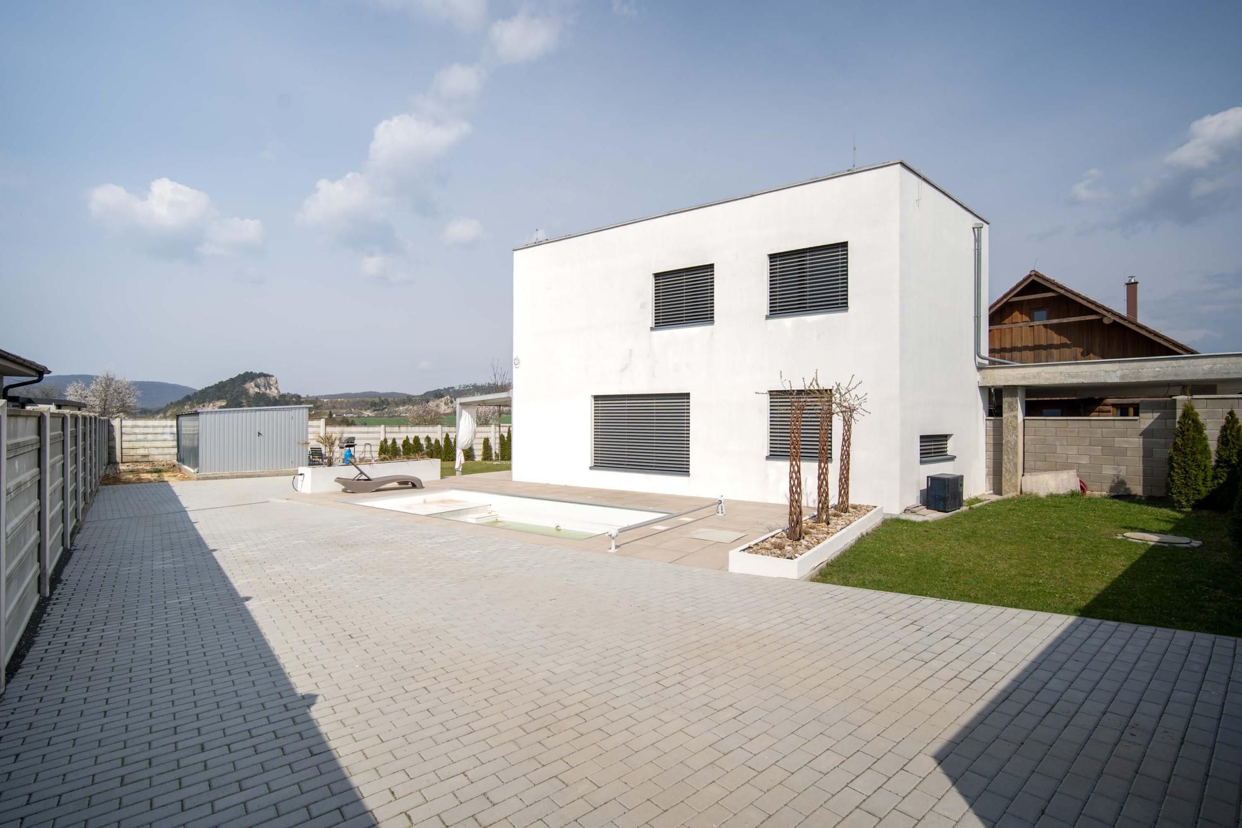 Luxusný 5izb pasívny RD s bazénom v obci Trstín–Malé Karpaty