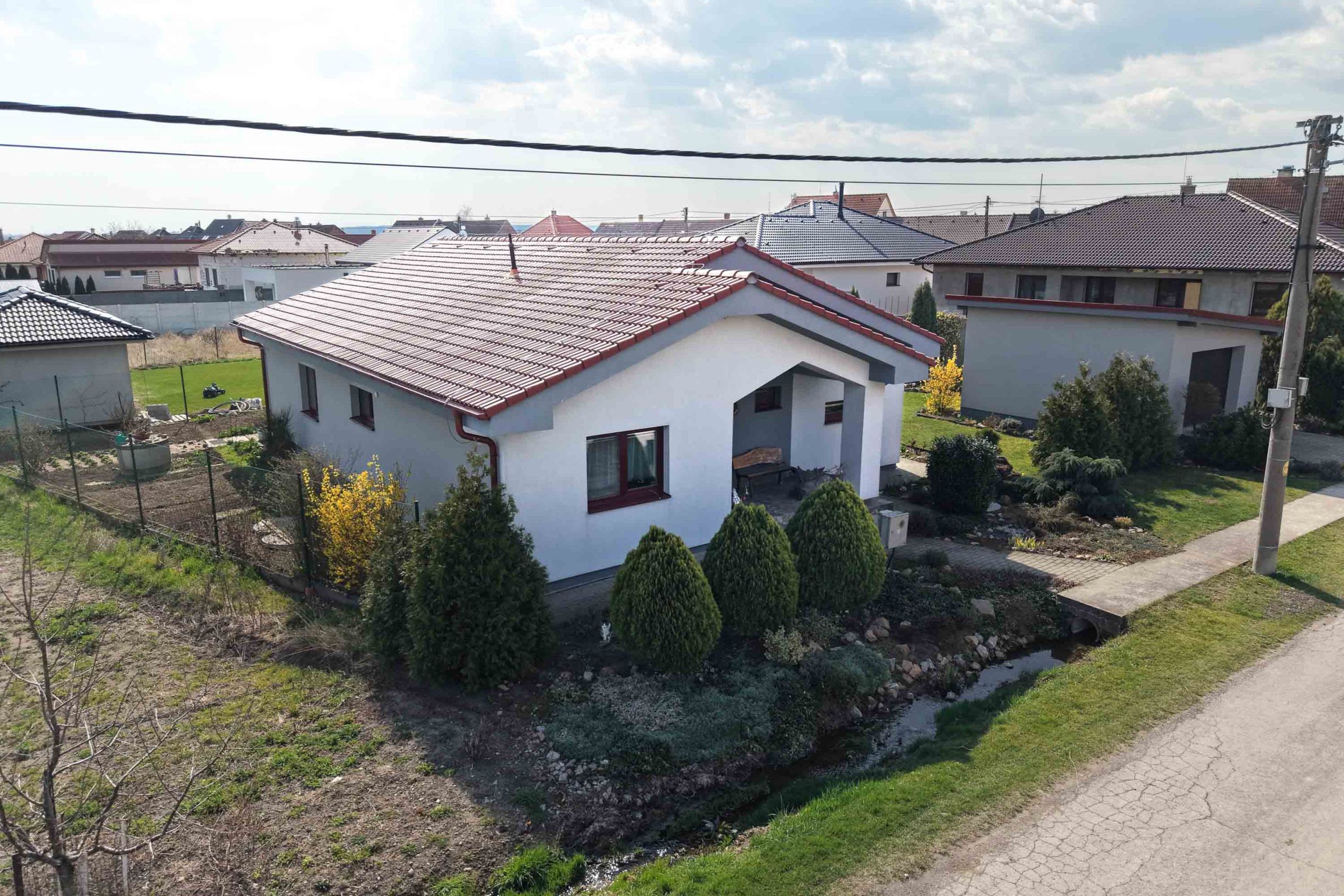 NOVOSTAVBA V DOLNÝCH OREŠANOCH