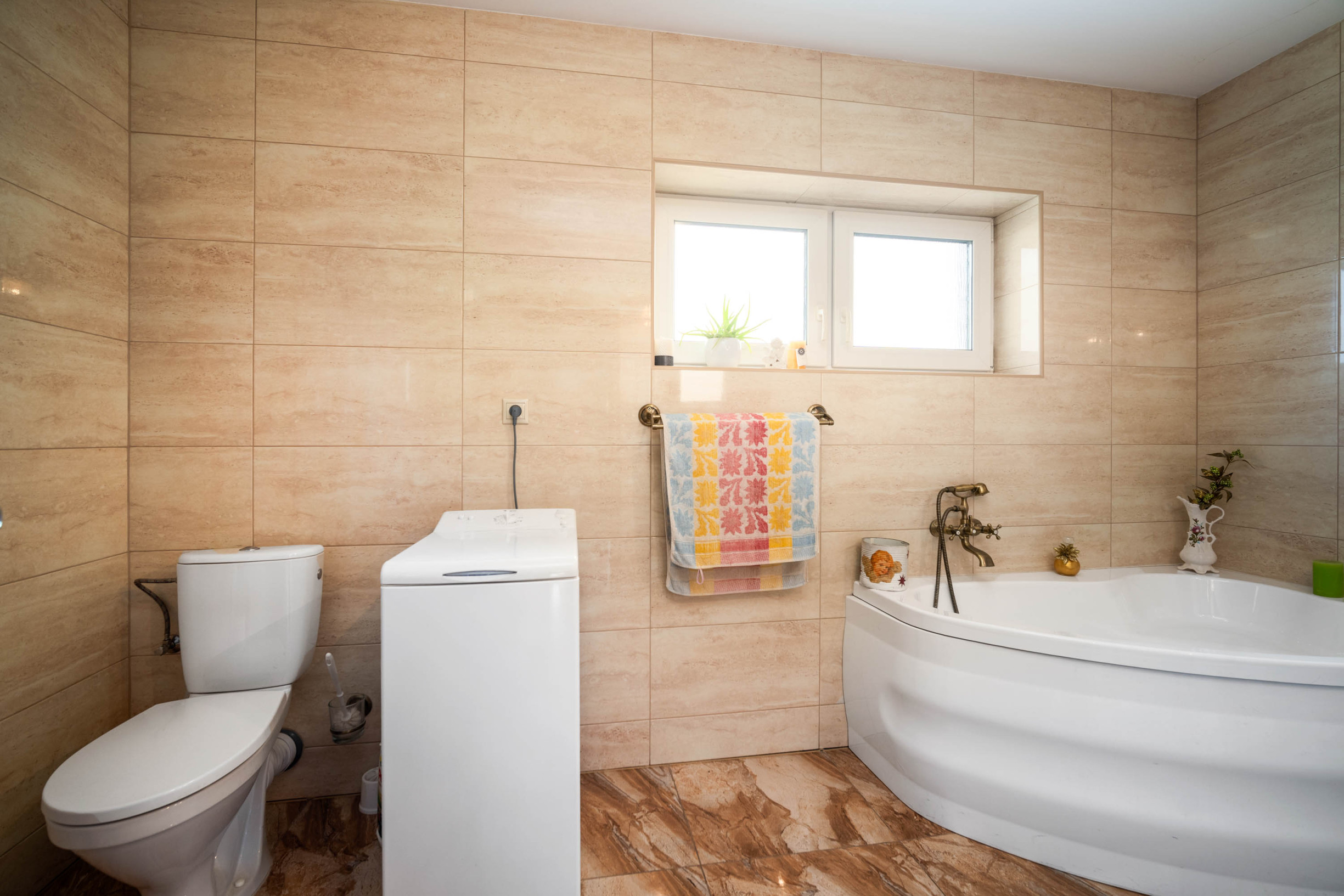 NOVOSTAVBA V DOLNÝCH OREŠANOCH