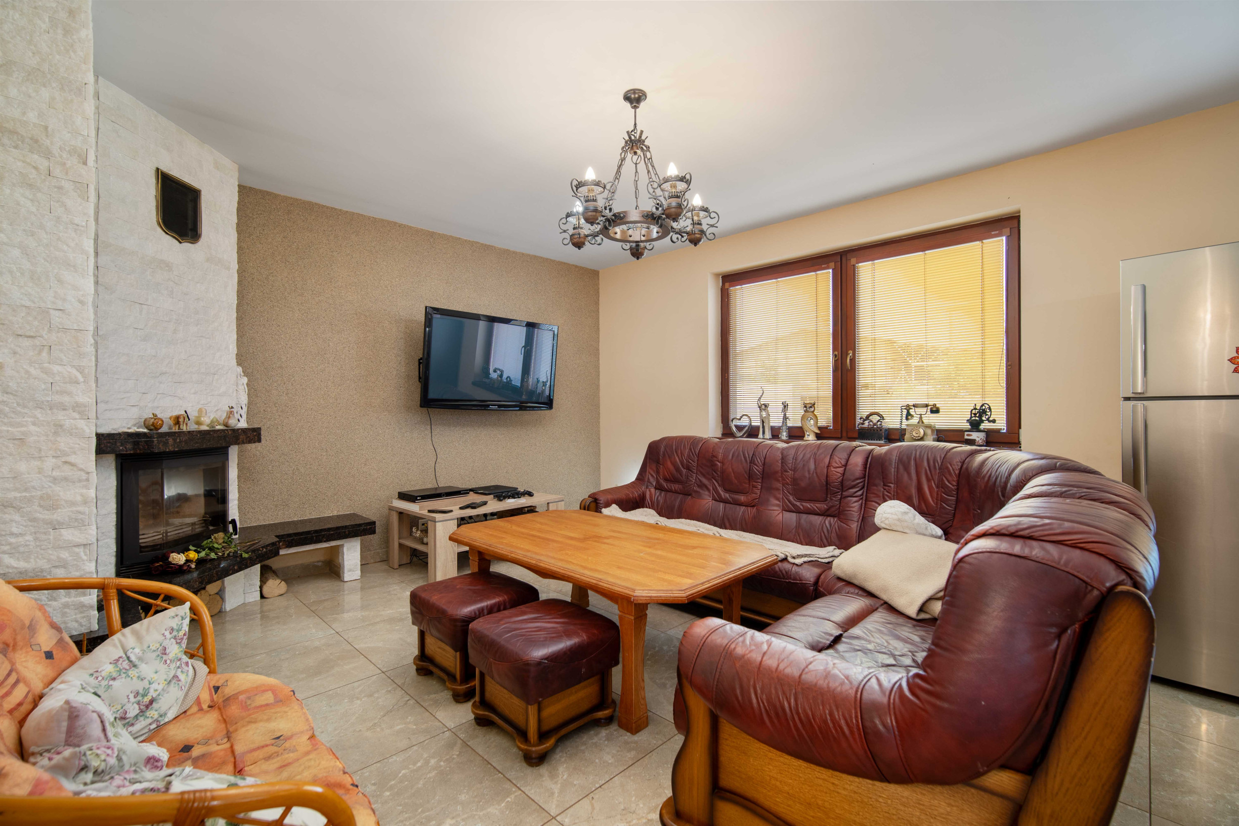 MODERNÝ 4-IZB RODINNÝ DOM S GARÁŽOU-BOHDANOVCE NAD TRNAVOU