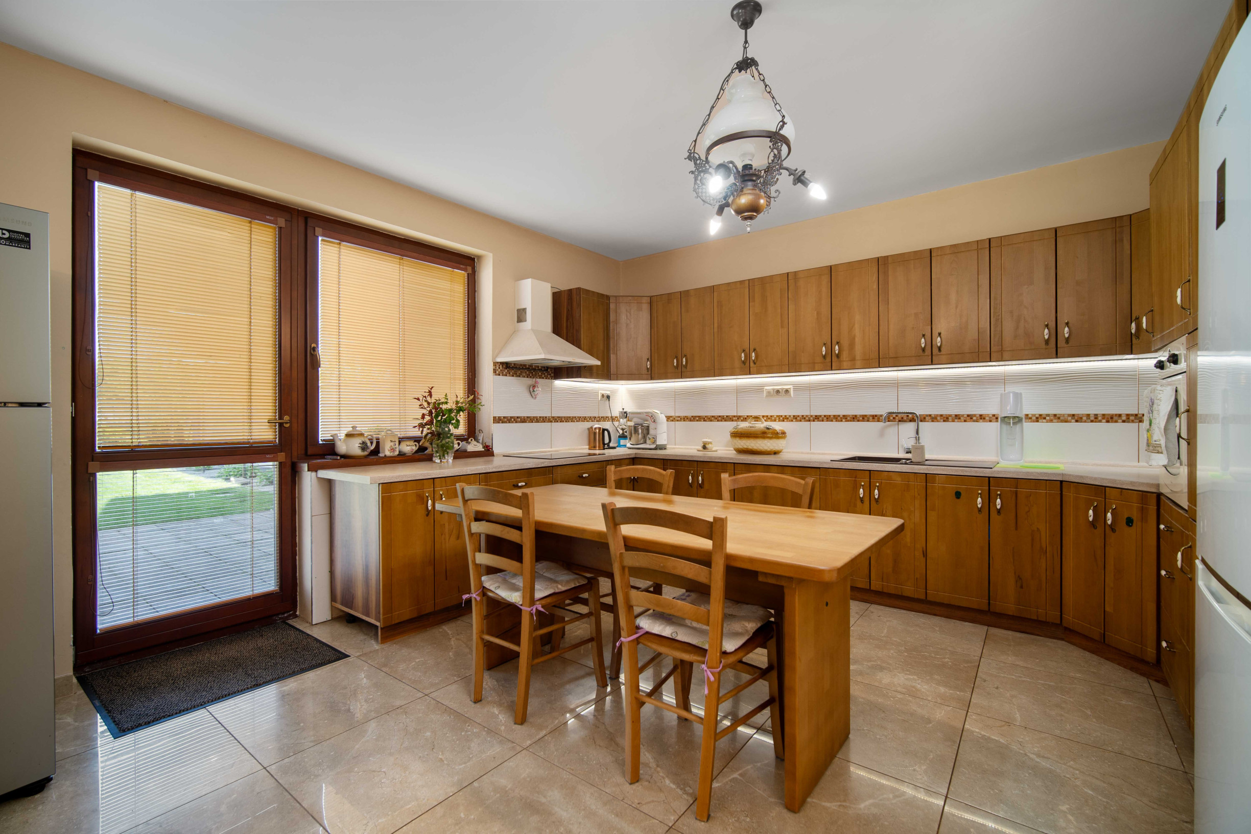 MODERNÝ 4-IZB RODINNÝ DOM S GARÁŽOU-BOHDANOVCE NAD TRNAVOU