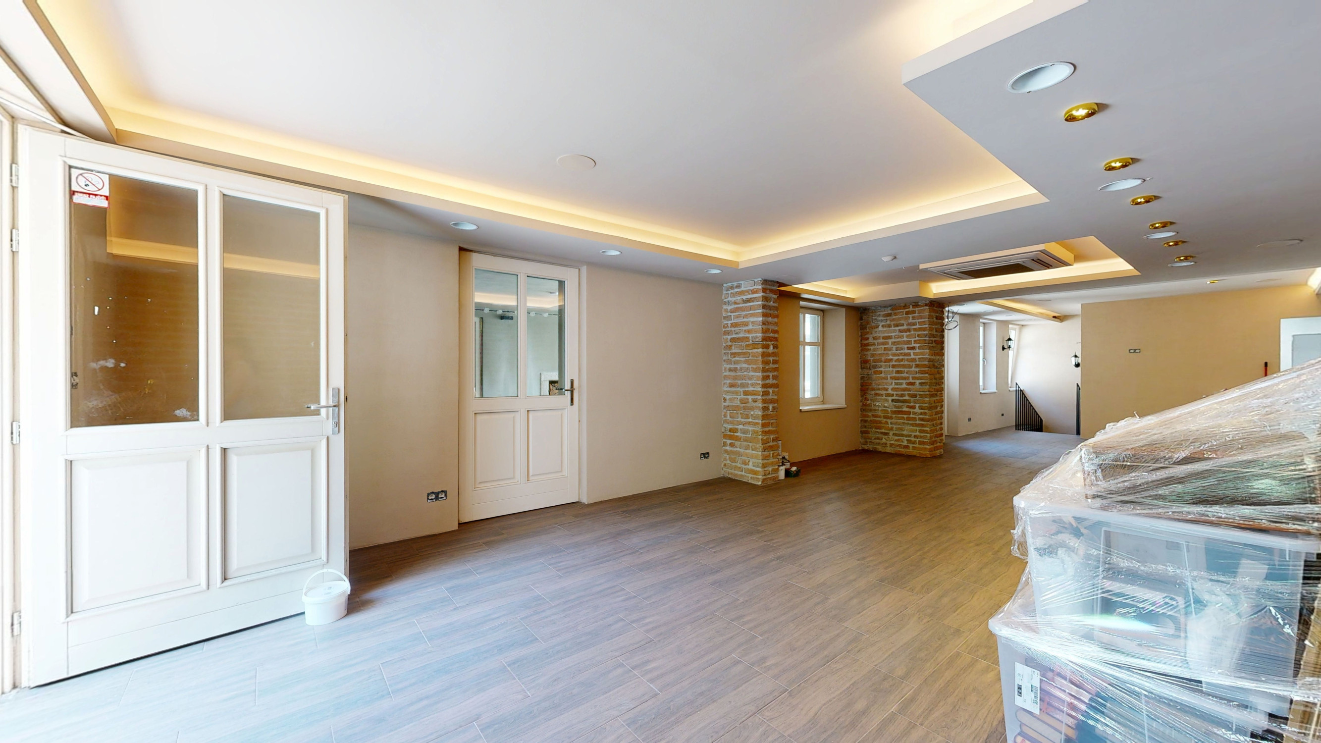 Obchodný priestor v centre Trnavy – novozrekonštruovaný s historickou atmosférou