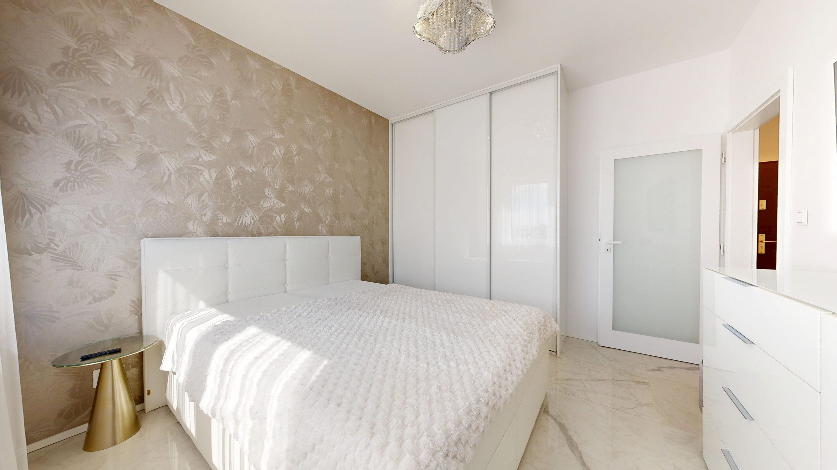 NOVOSTAVBA - MODERNÝ 2 IZBOVÝ BYT V TRNAVE - JOZEFA ADAMCA