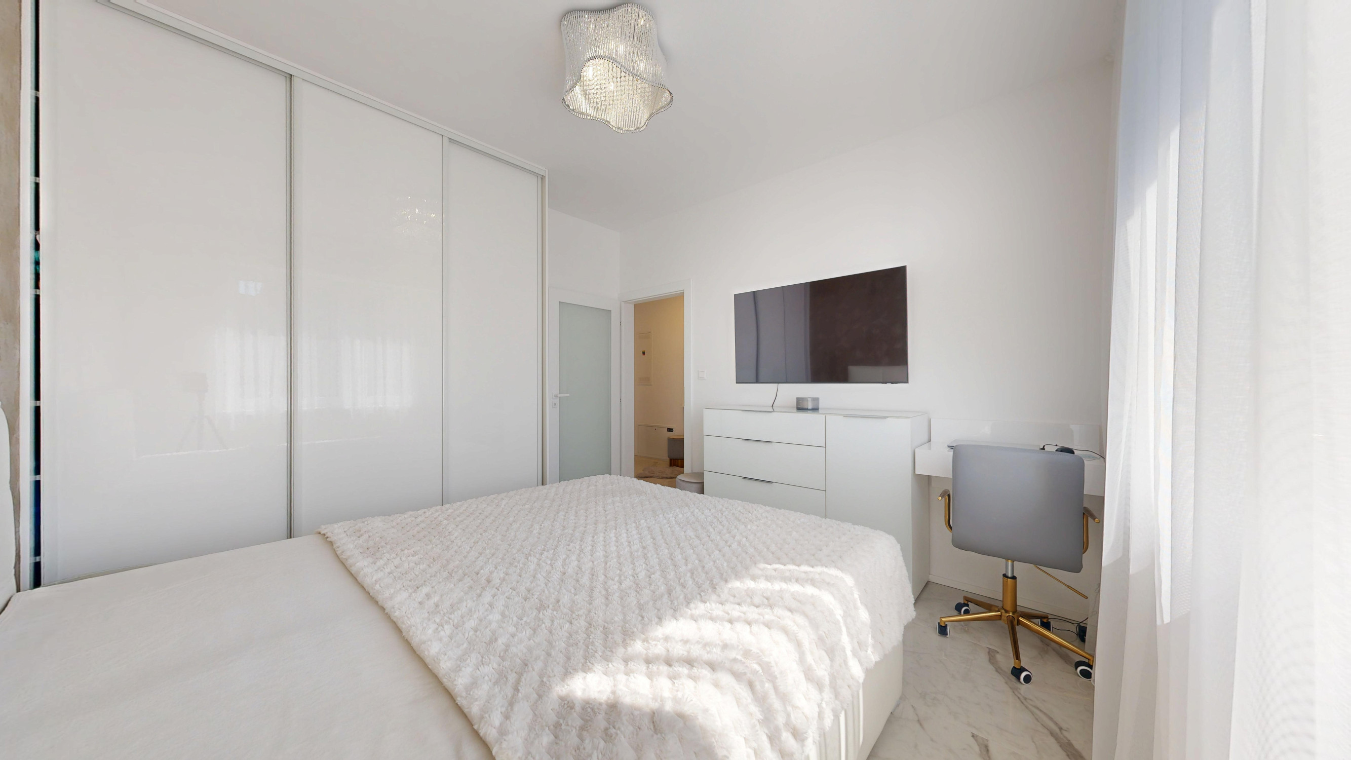 NOVOSTAVBA - MODERNÝ 2 IZBOVÝ BYT V TRNAVE - JOZEFA ADAMCA